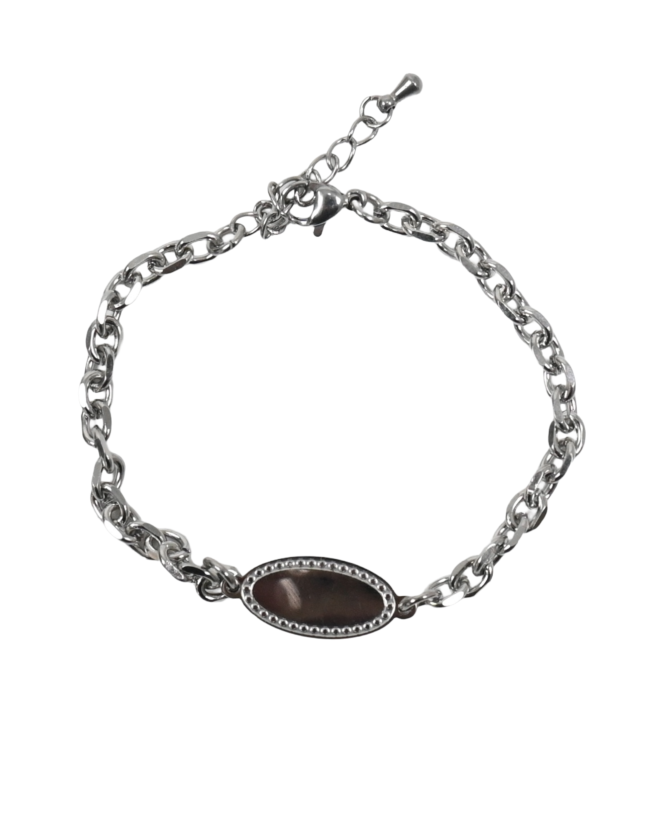an oval chain bracelet