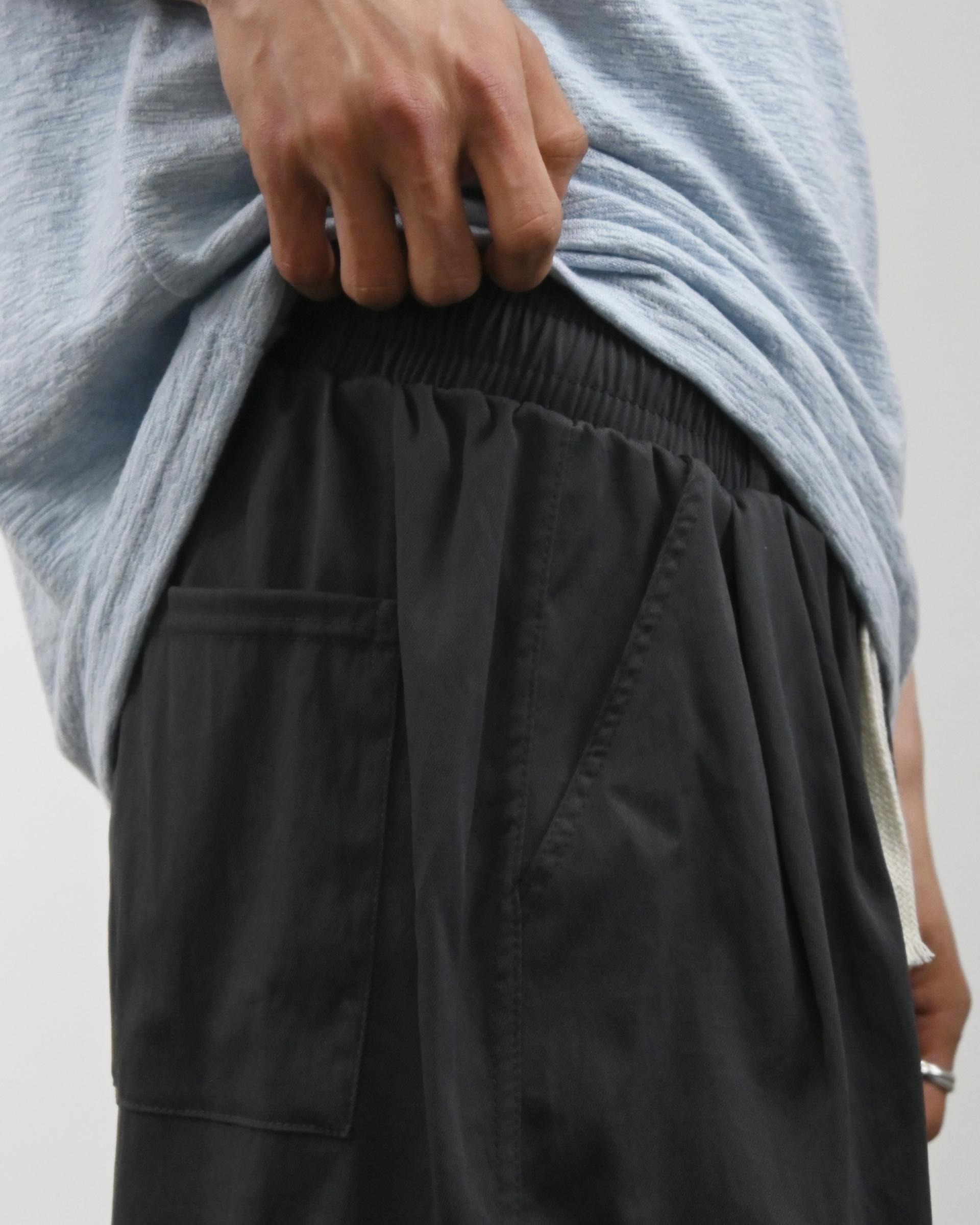 one tuck pigment bermuda sweatpants 복제