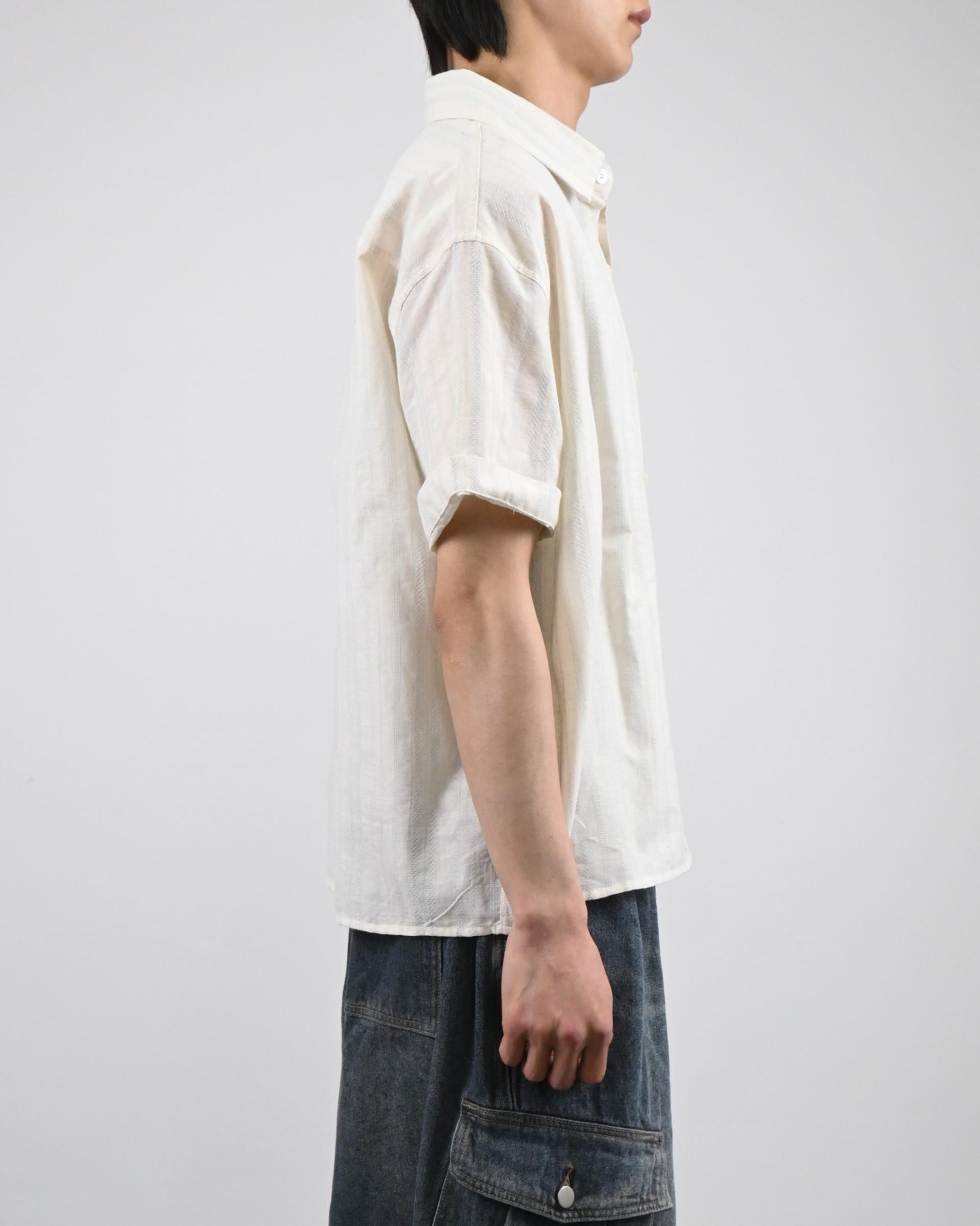 chain stripe shirt