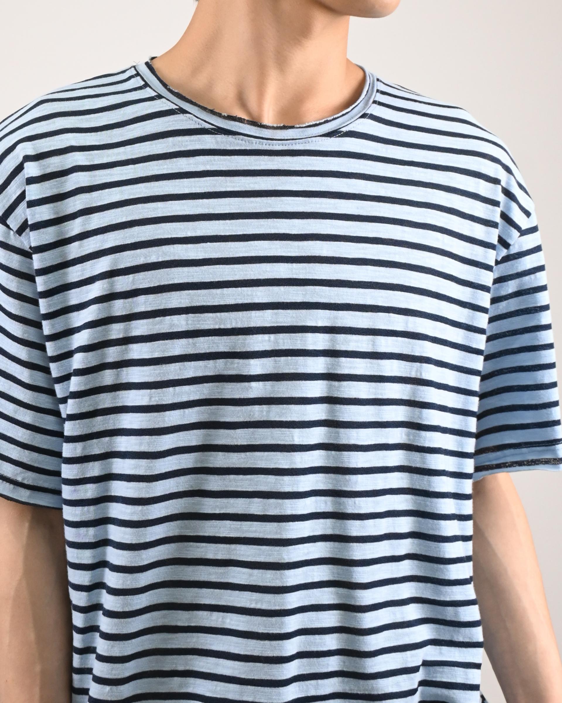 cutting stripe half t-shirt
