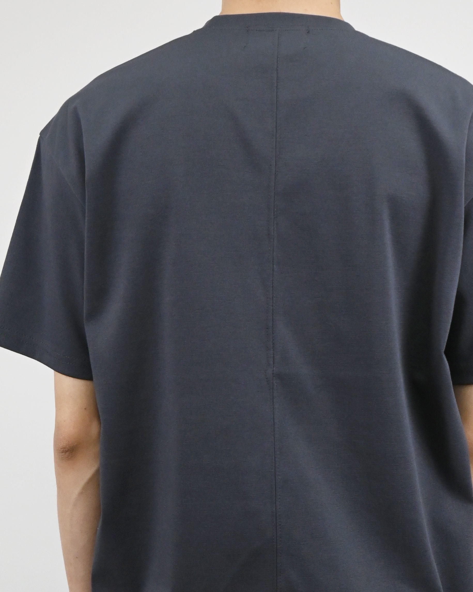 front shoulder line half t-shirt