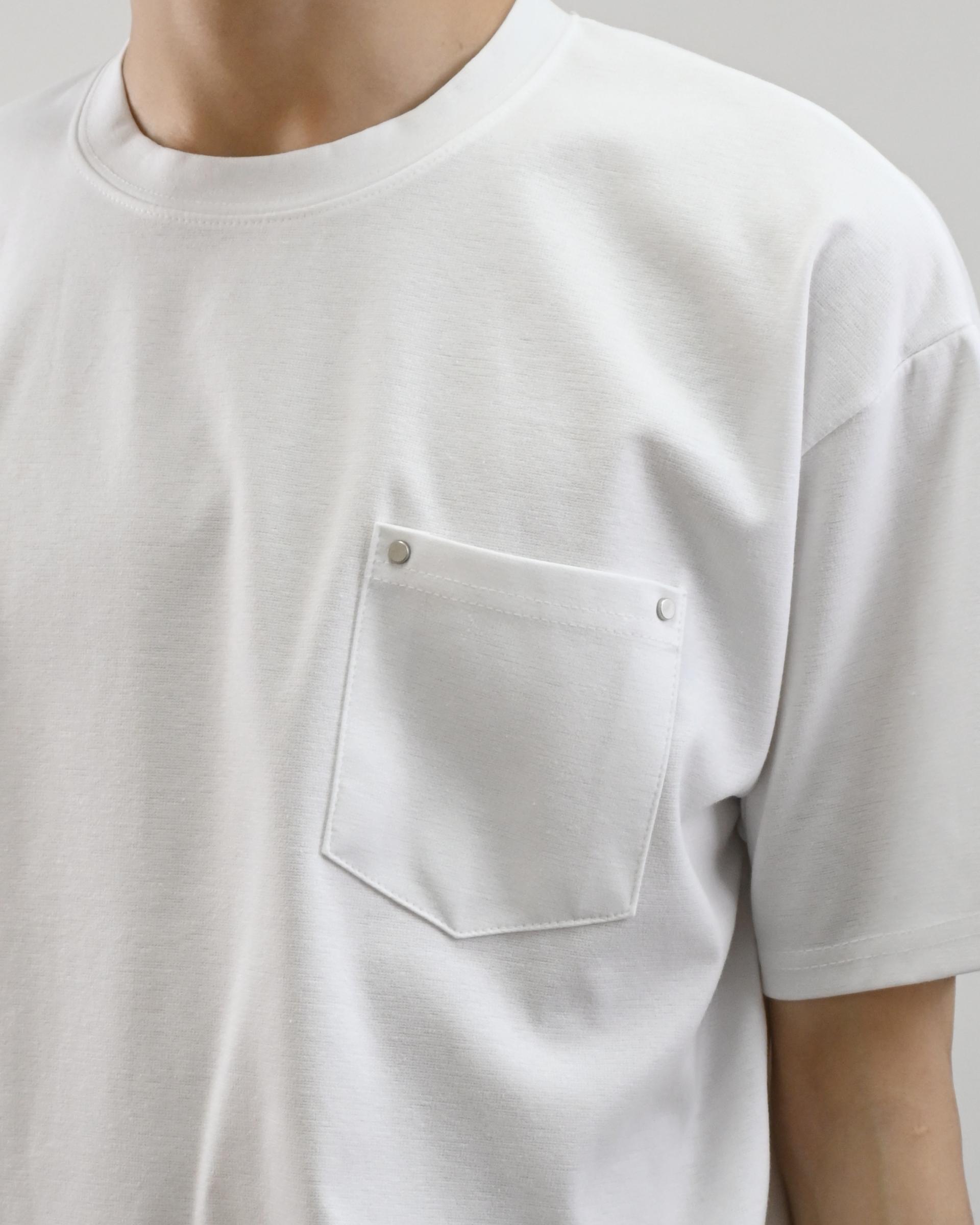 rivet crop half t-shirt