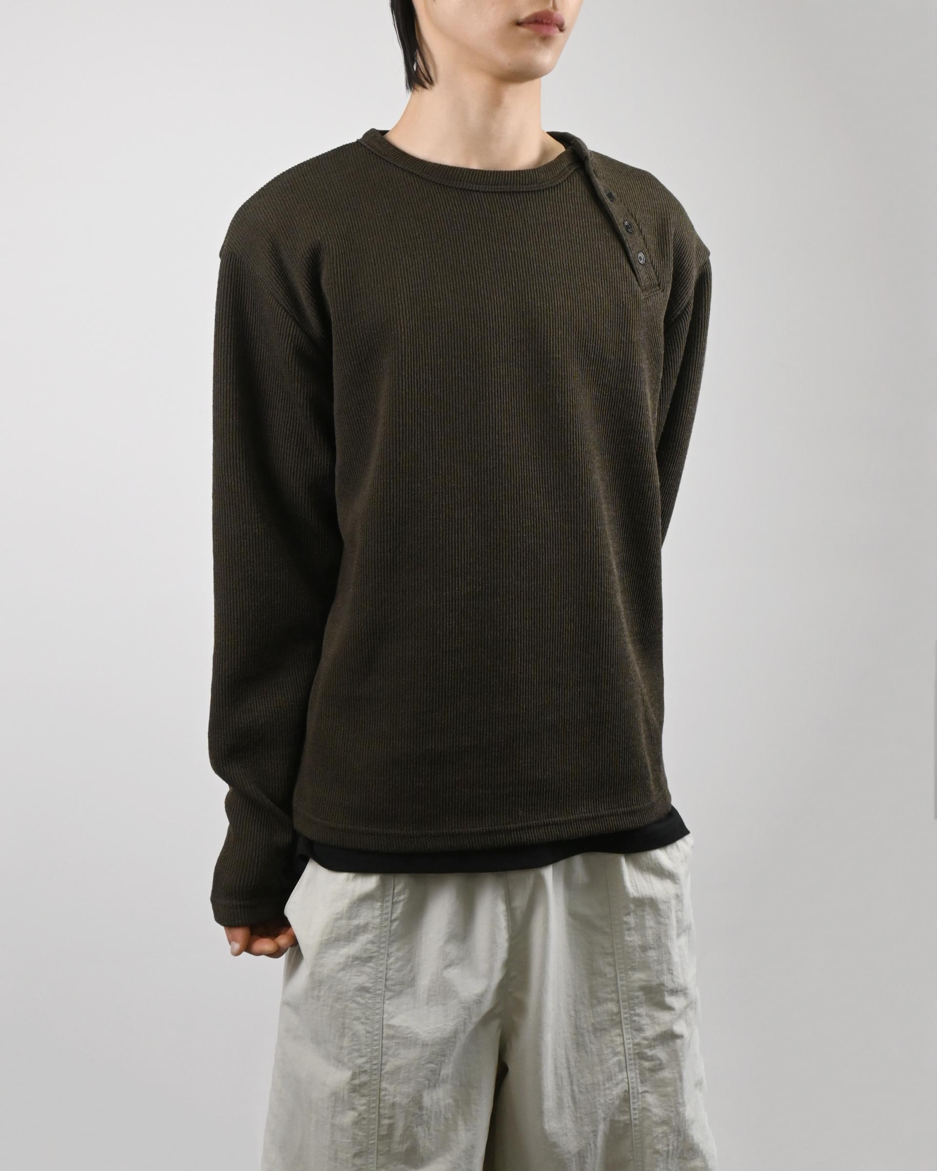 mild snap long sleeves