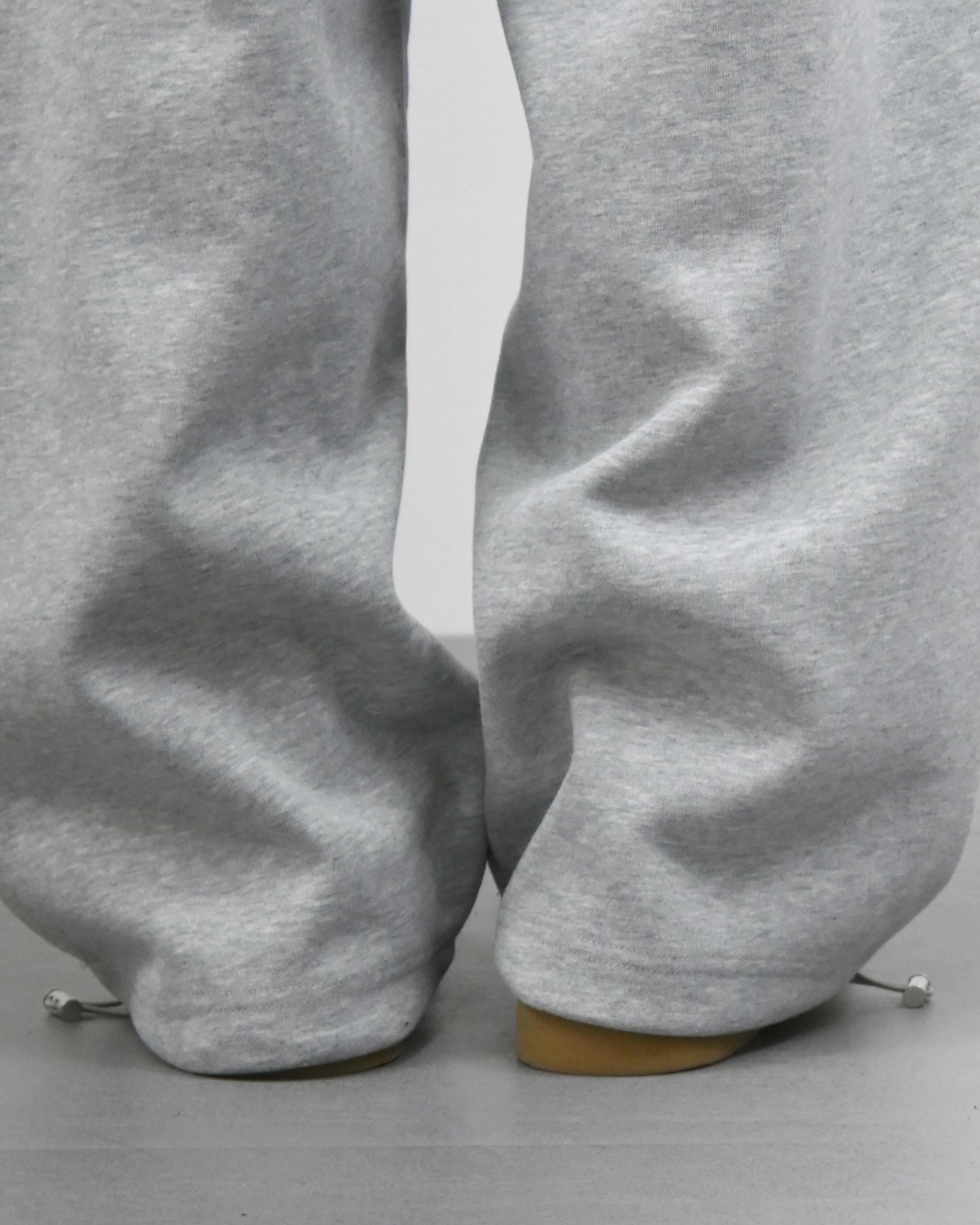 rivet dart sweatpants