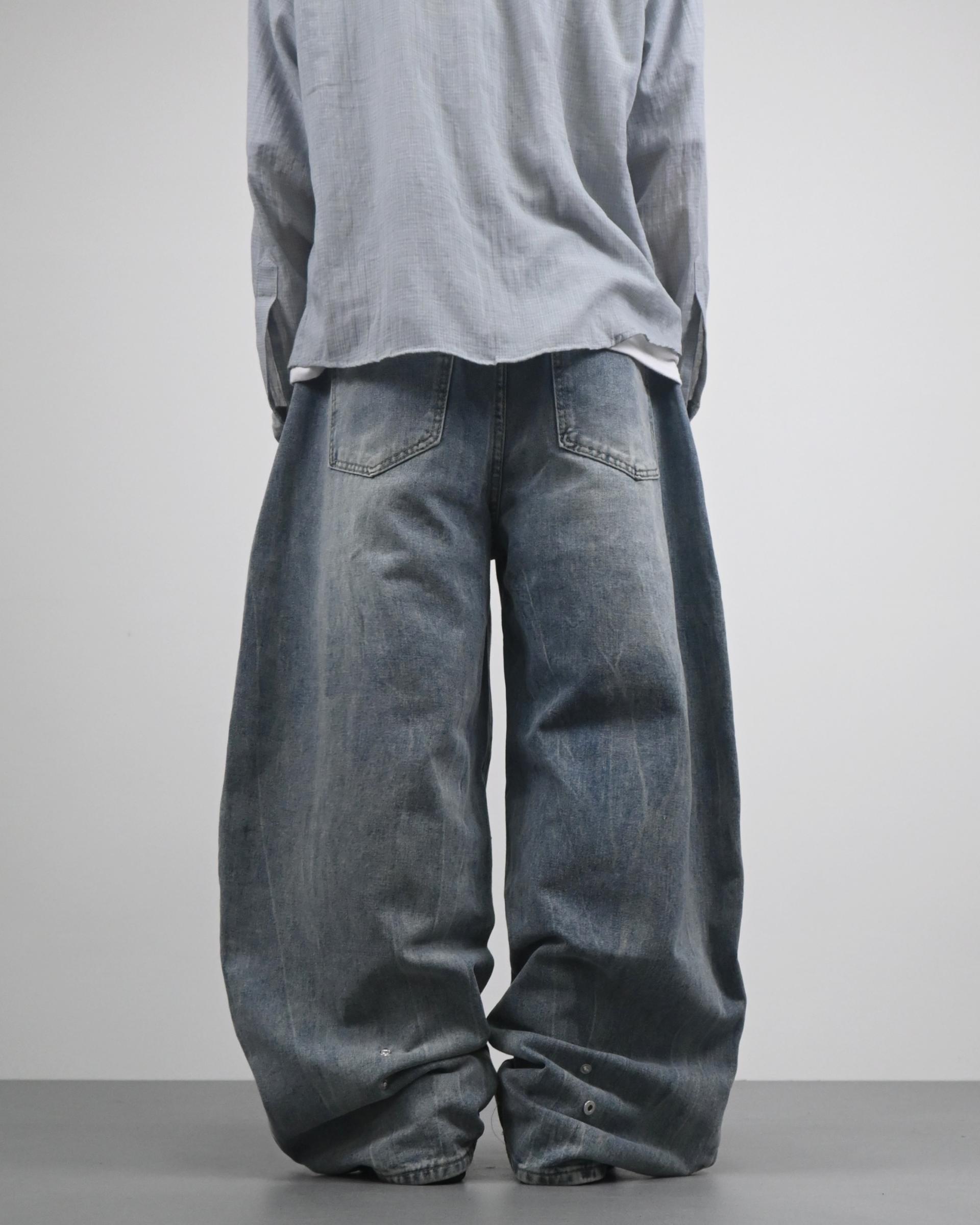 snap creased balloon denim pants