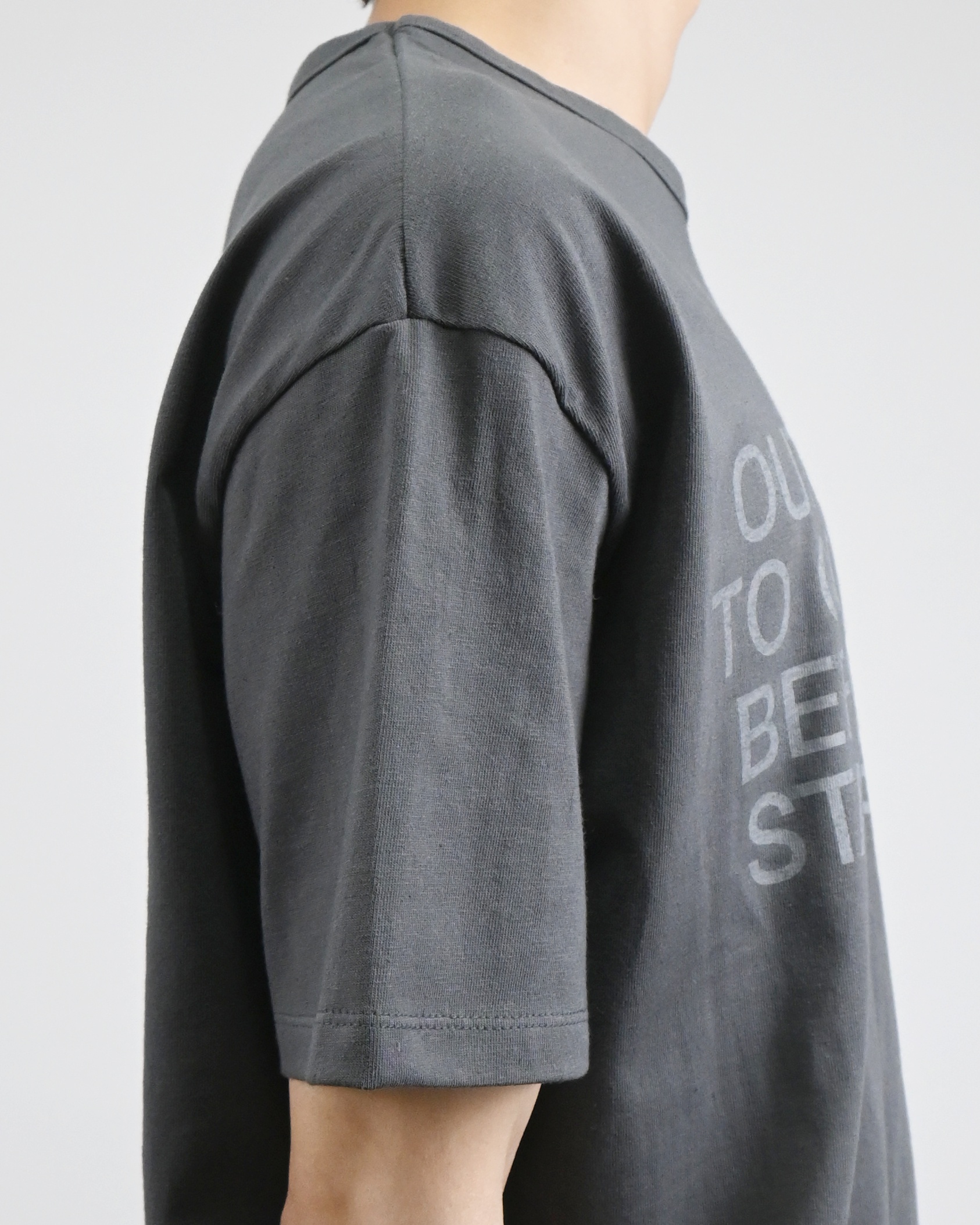 blur lettering half t-shirt