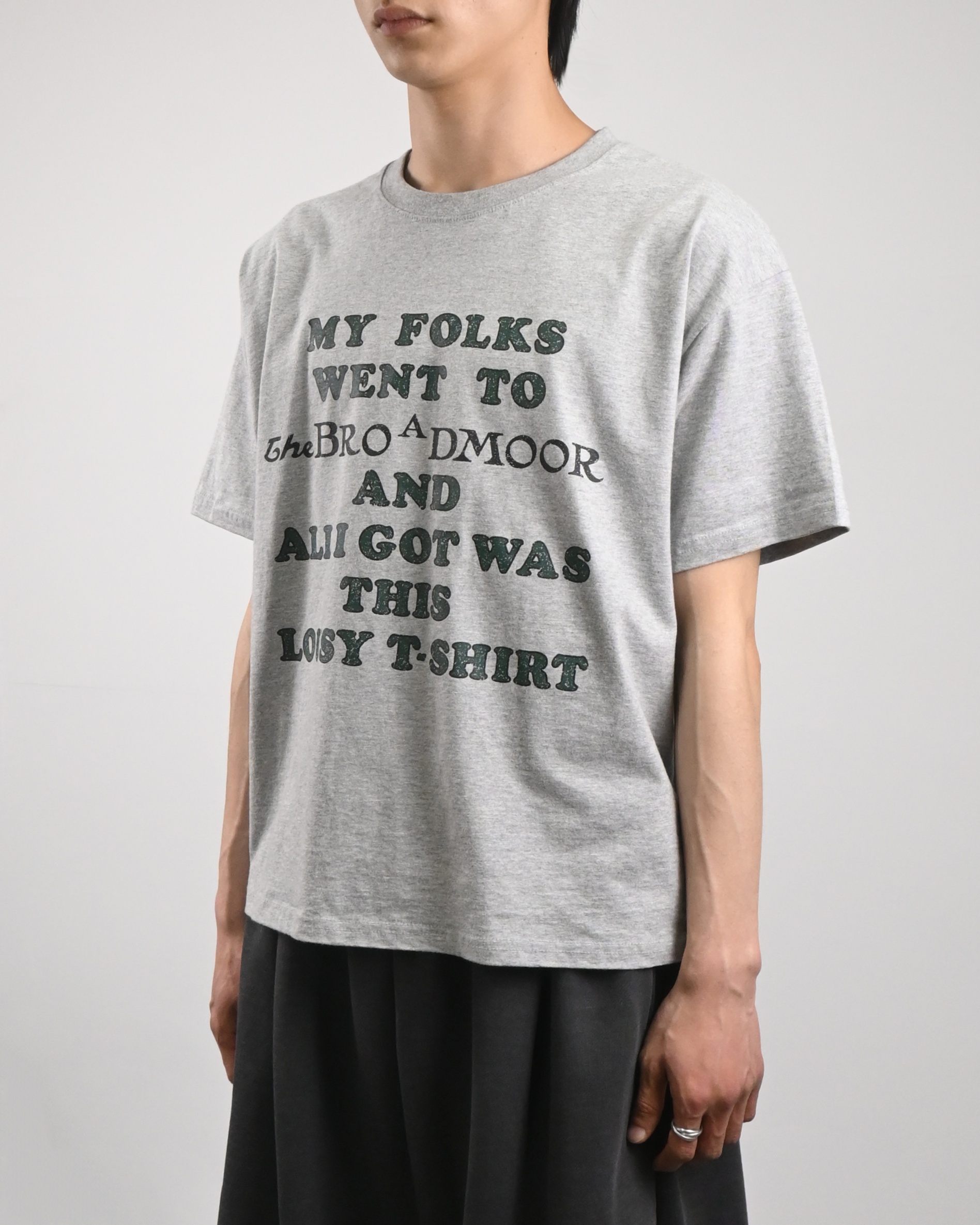 luge lettering half t-shirt