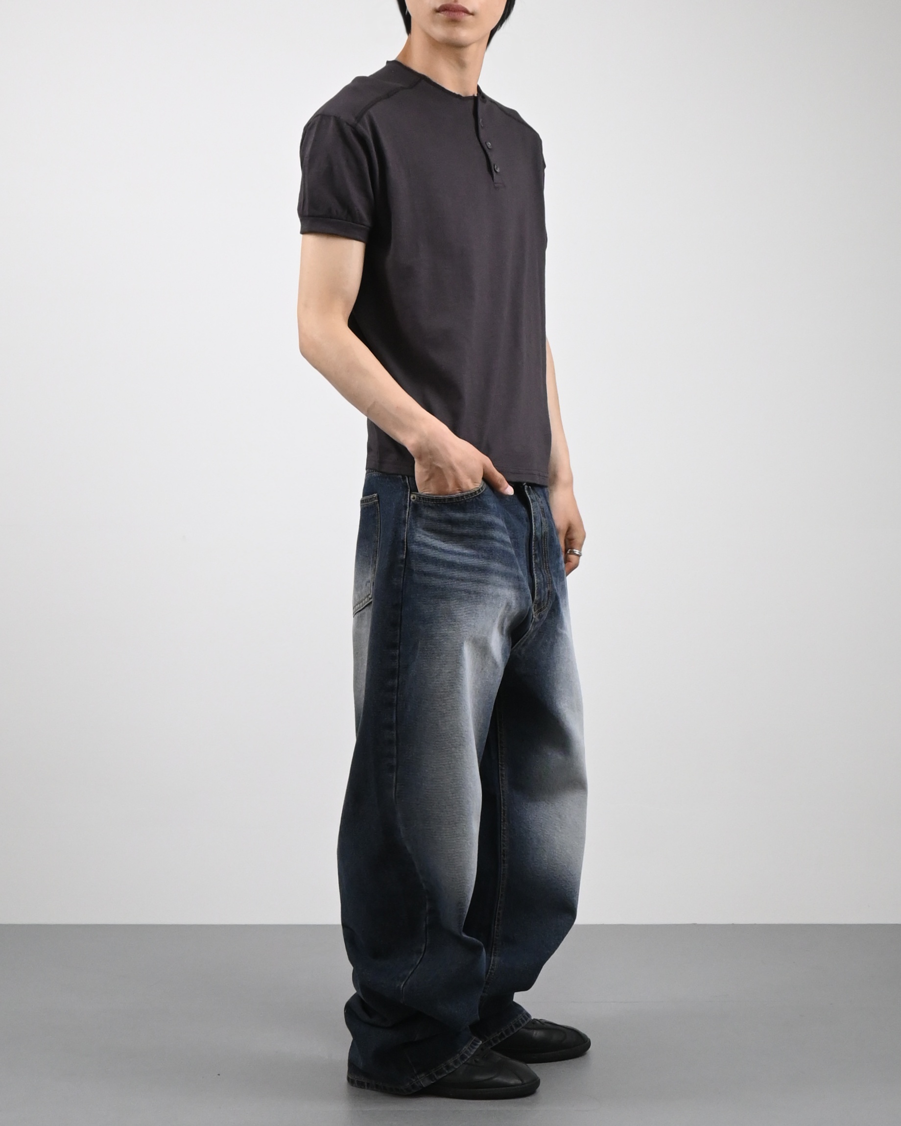 stitch henley neck half t-shirt