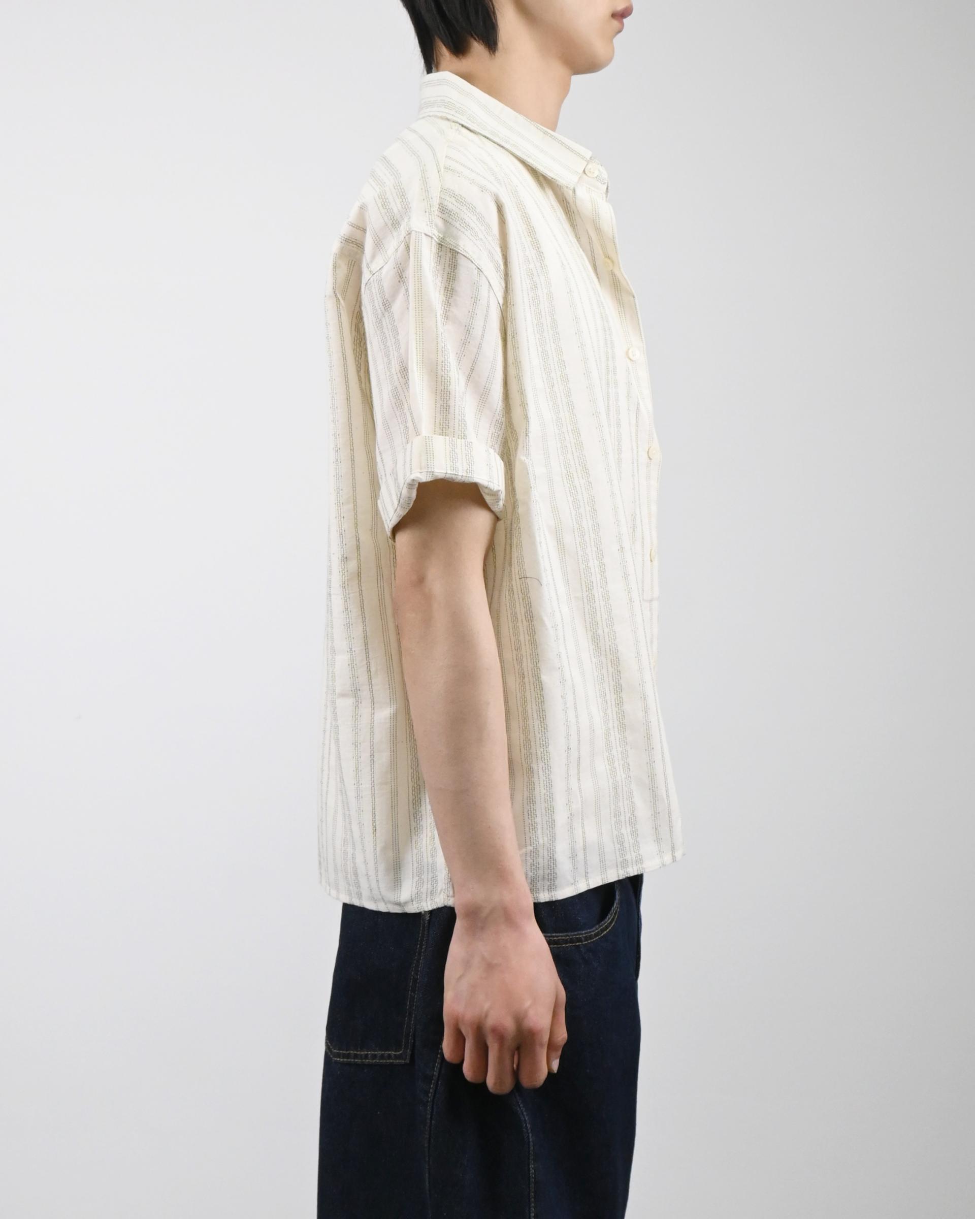 chain stripe shirt