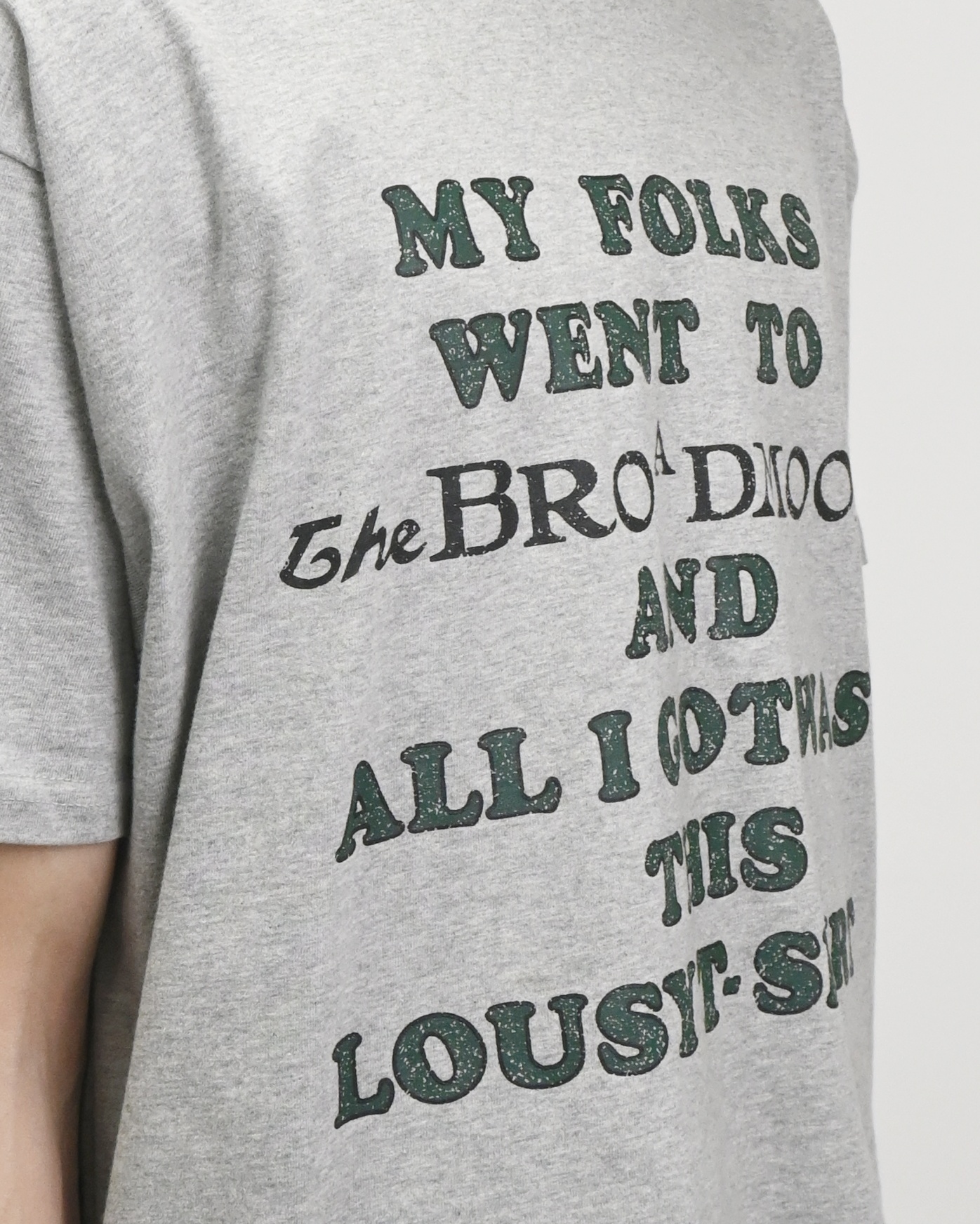 luge lettering half t-shirt
