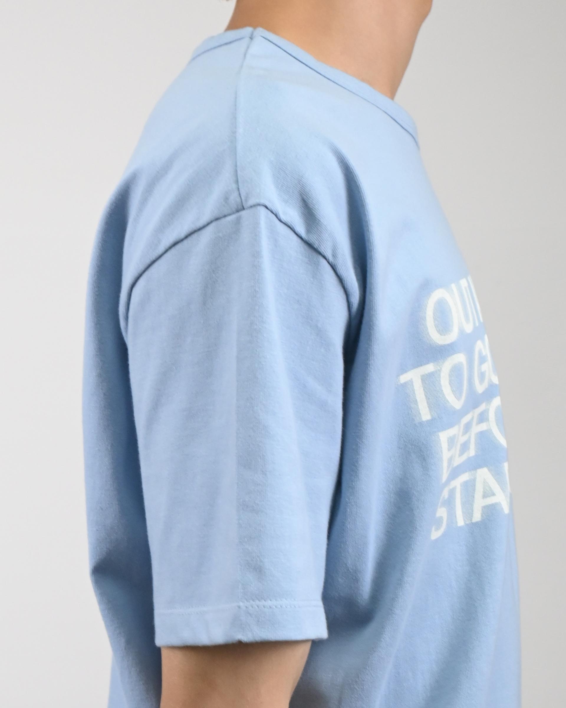 blur lettering half t-shirt