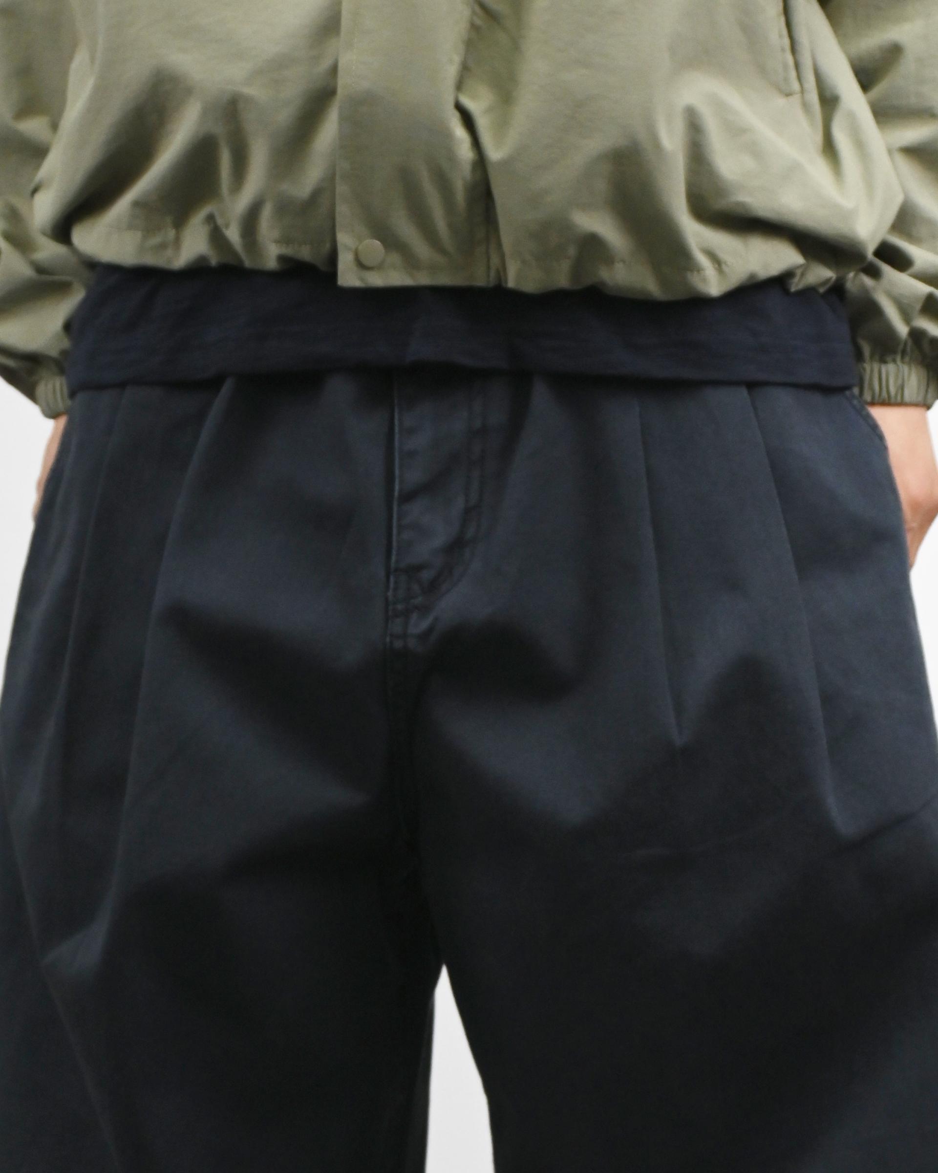 two tuck pigment cotton pants