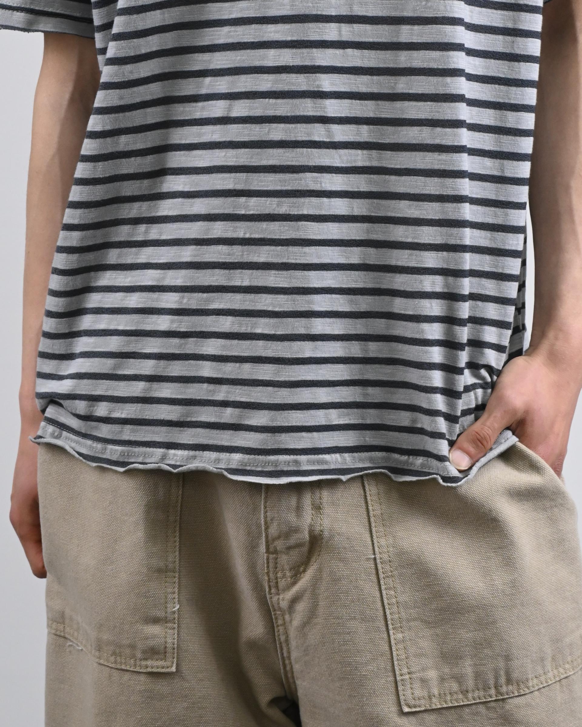 cutting stripe half t-shirt