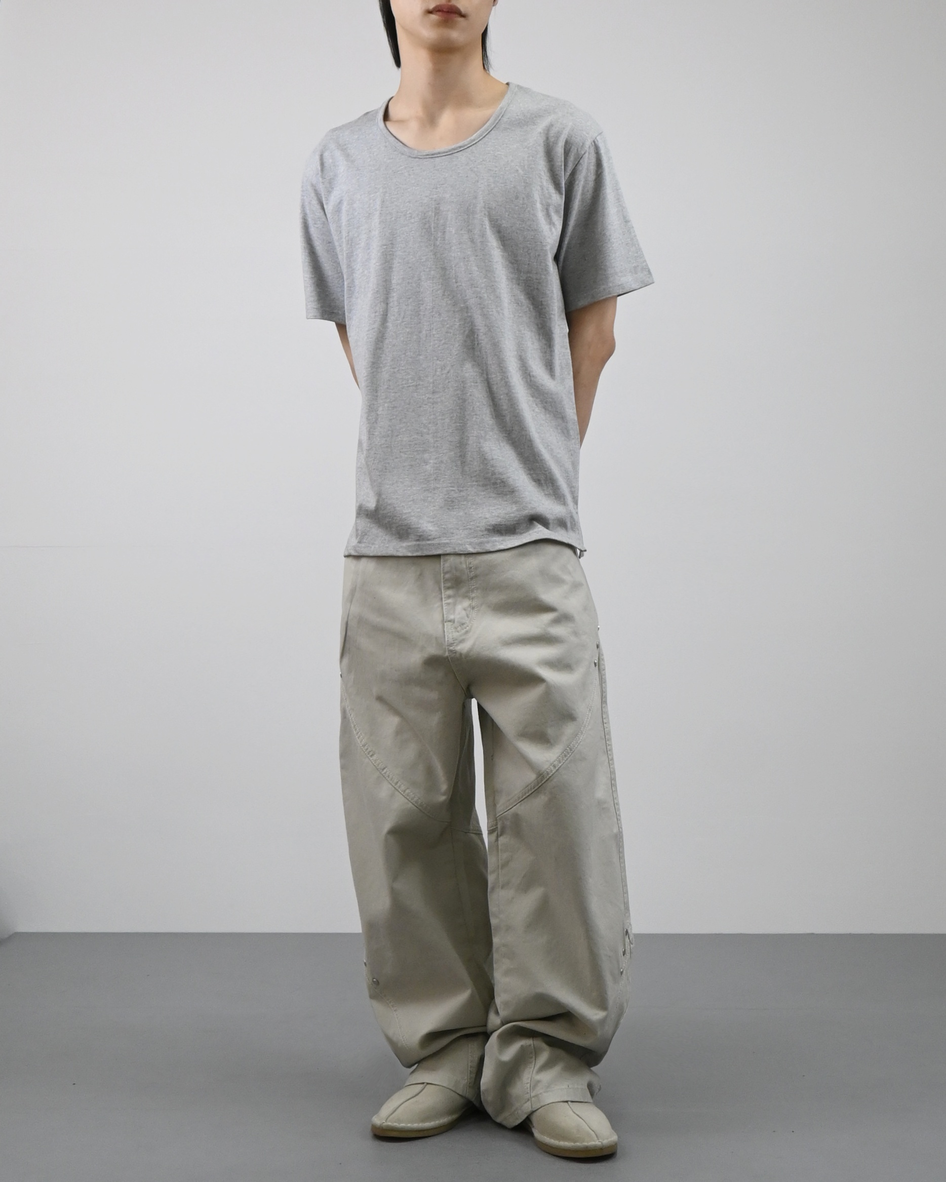 u-neck slit half t-shirt