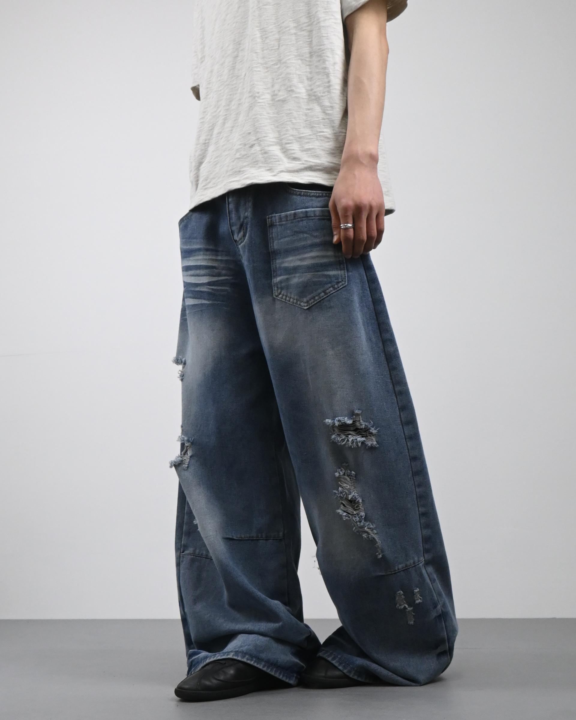 cat washing damage denim pants