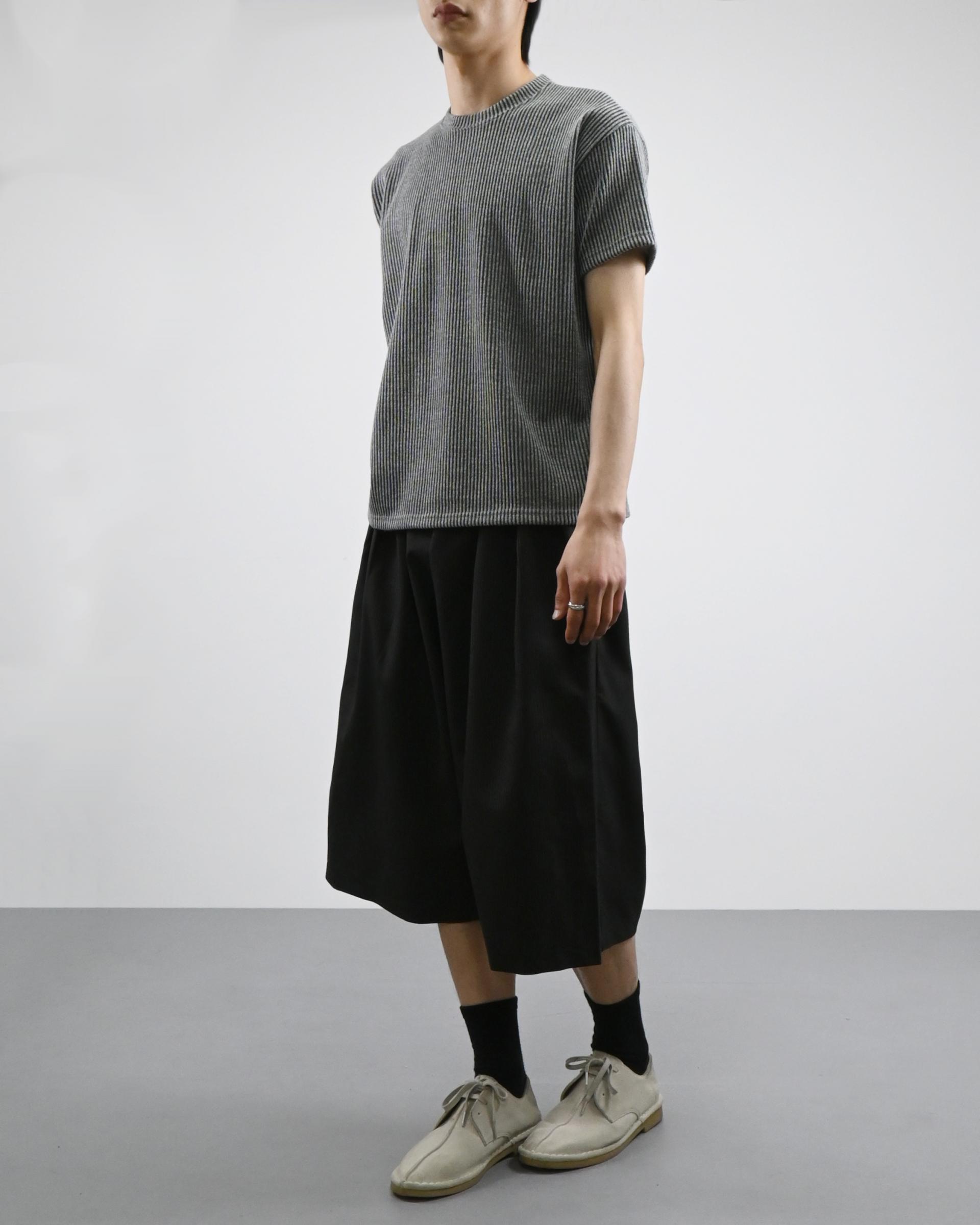 two tone ribbed half-t-shirt