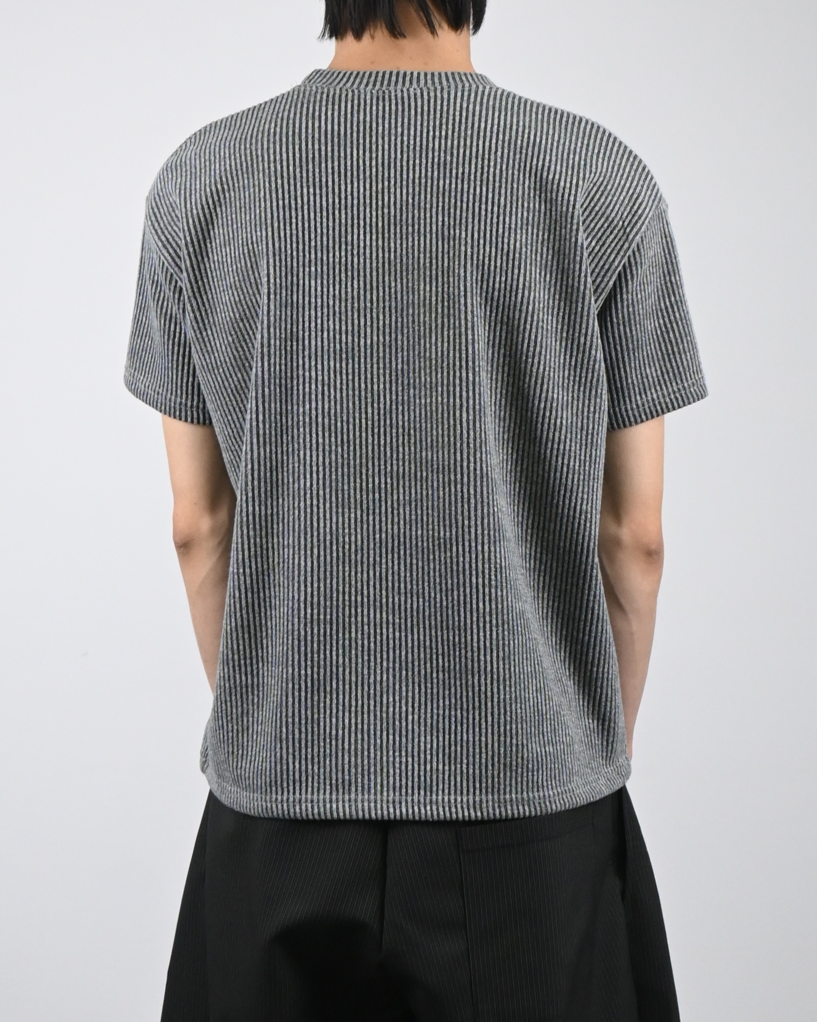 two tone ribbed half-t-shirt