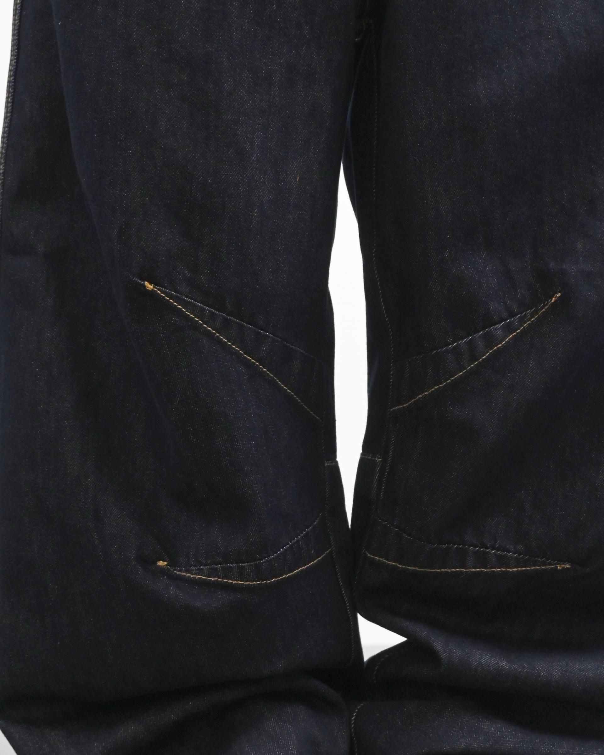 dart balloon denim pants (non faded)
