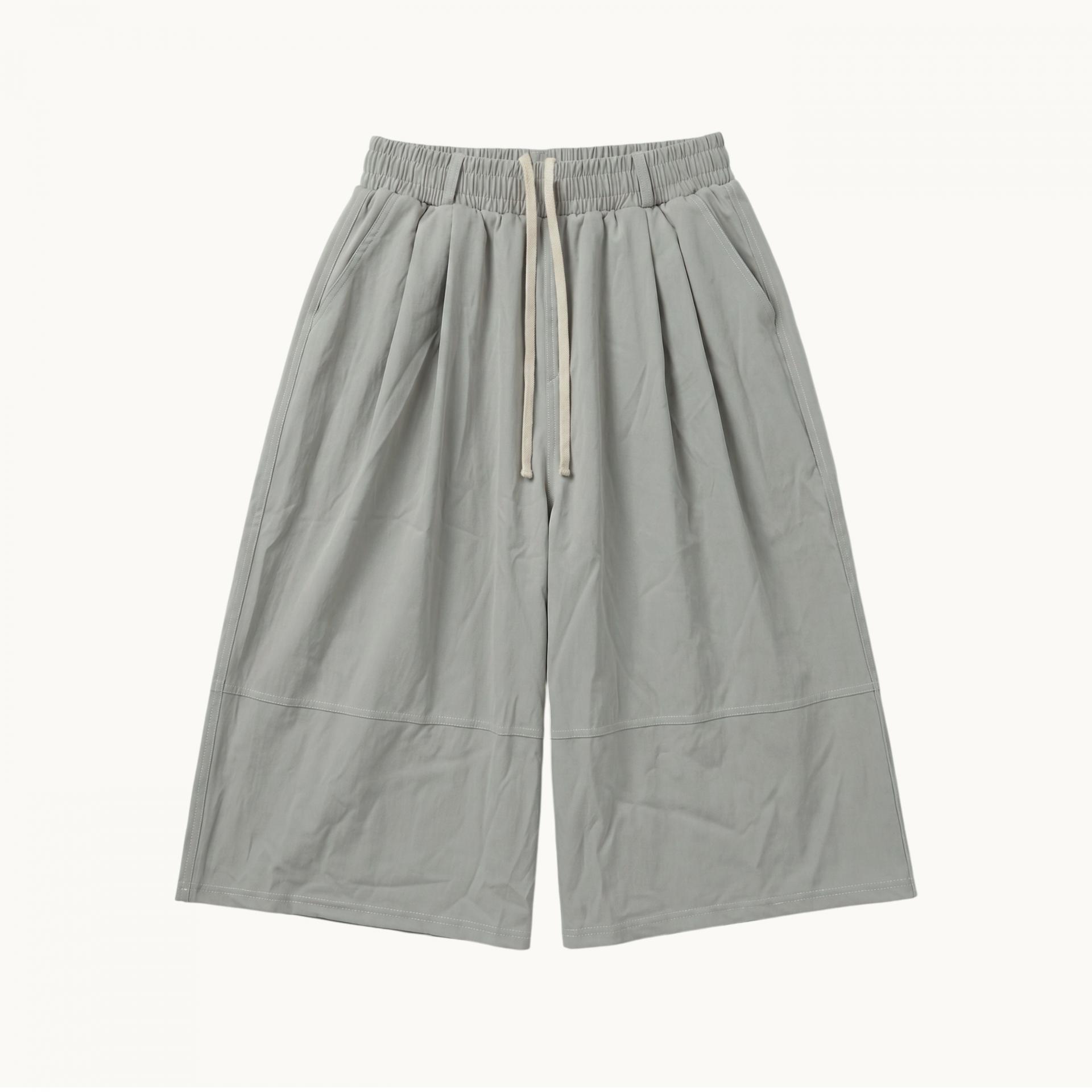 knee incision bermuda pants