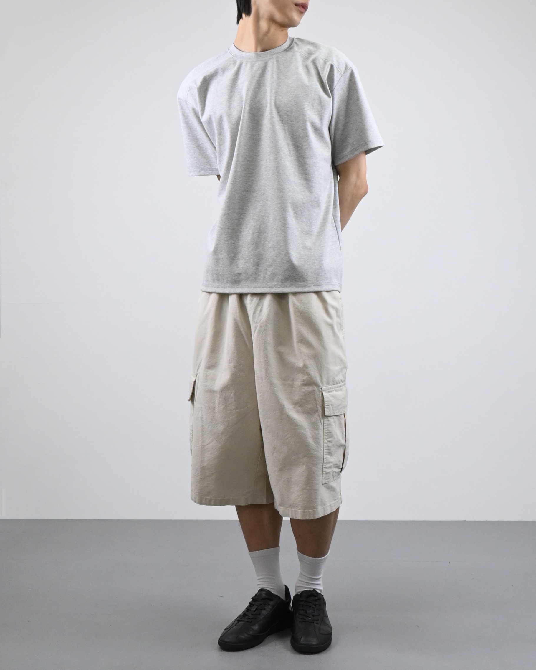 front shoulder line half t-shirt