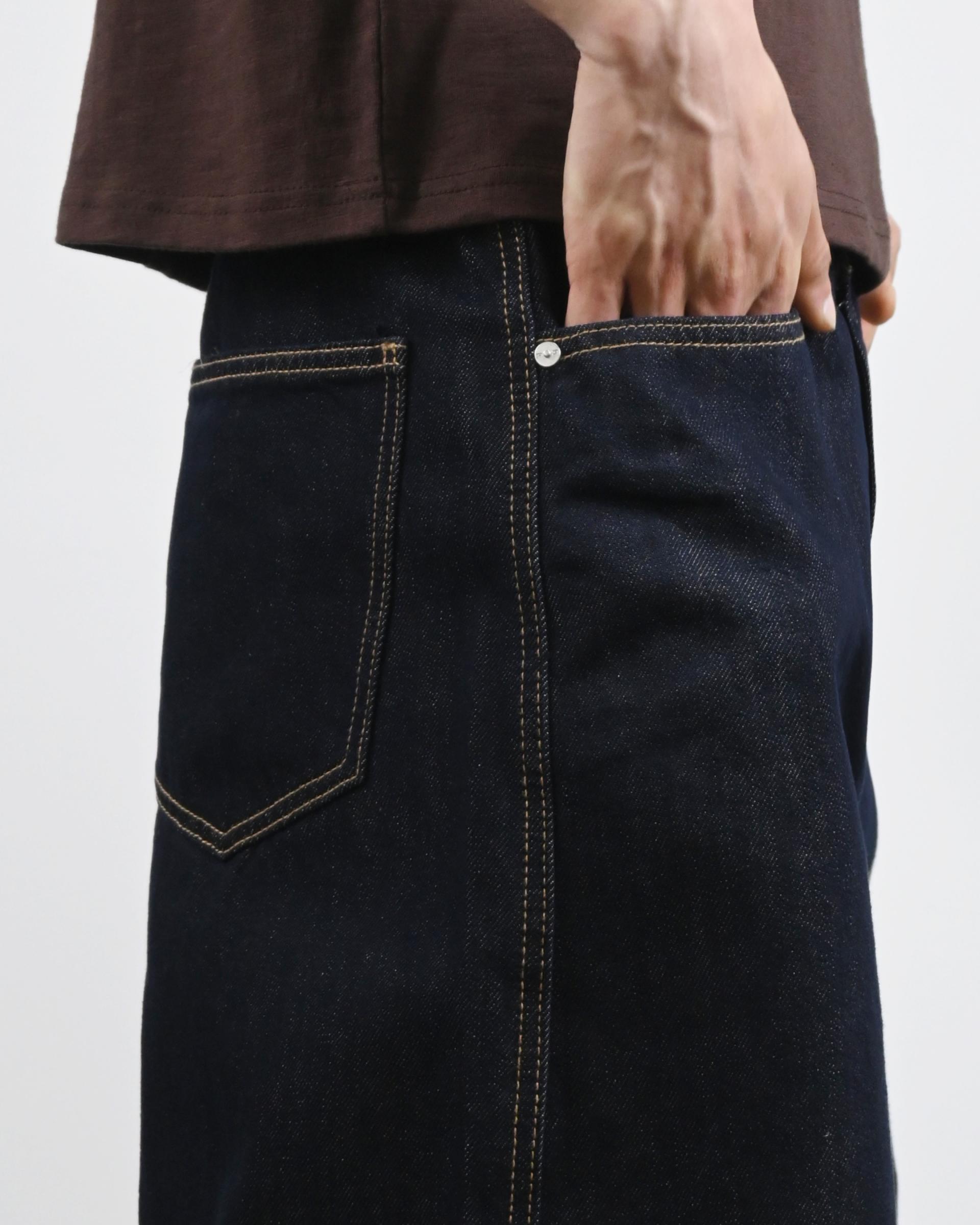 dart balloon denim pants (non faded)
