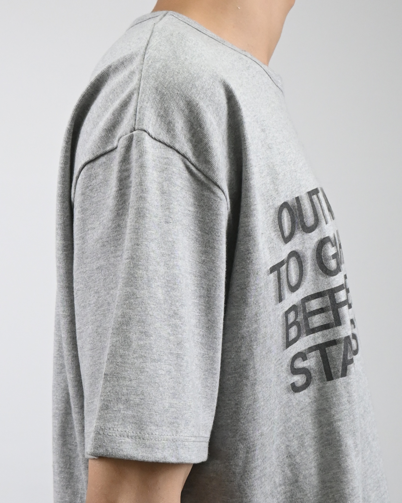 blur lettering half t-shirt