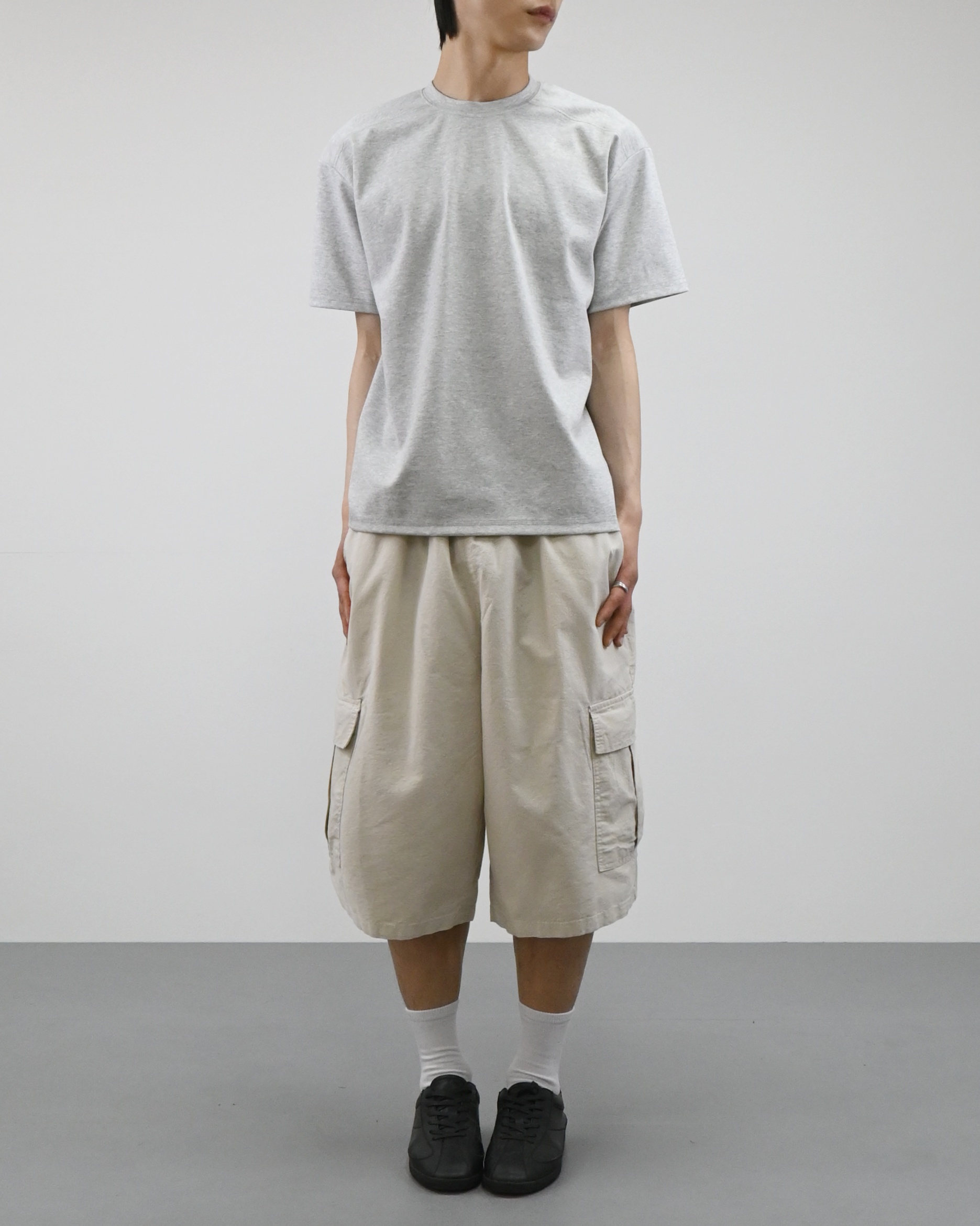 front shoulder line half t-shirt