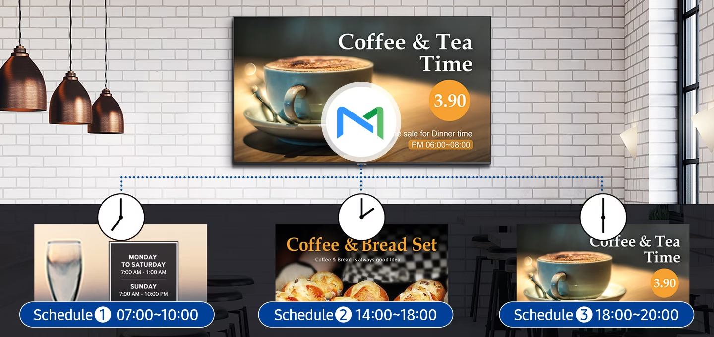카페 벽면에 제품이 설치되어 있고 스케줄 시간이 나오고 있습니다.
