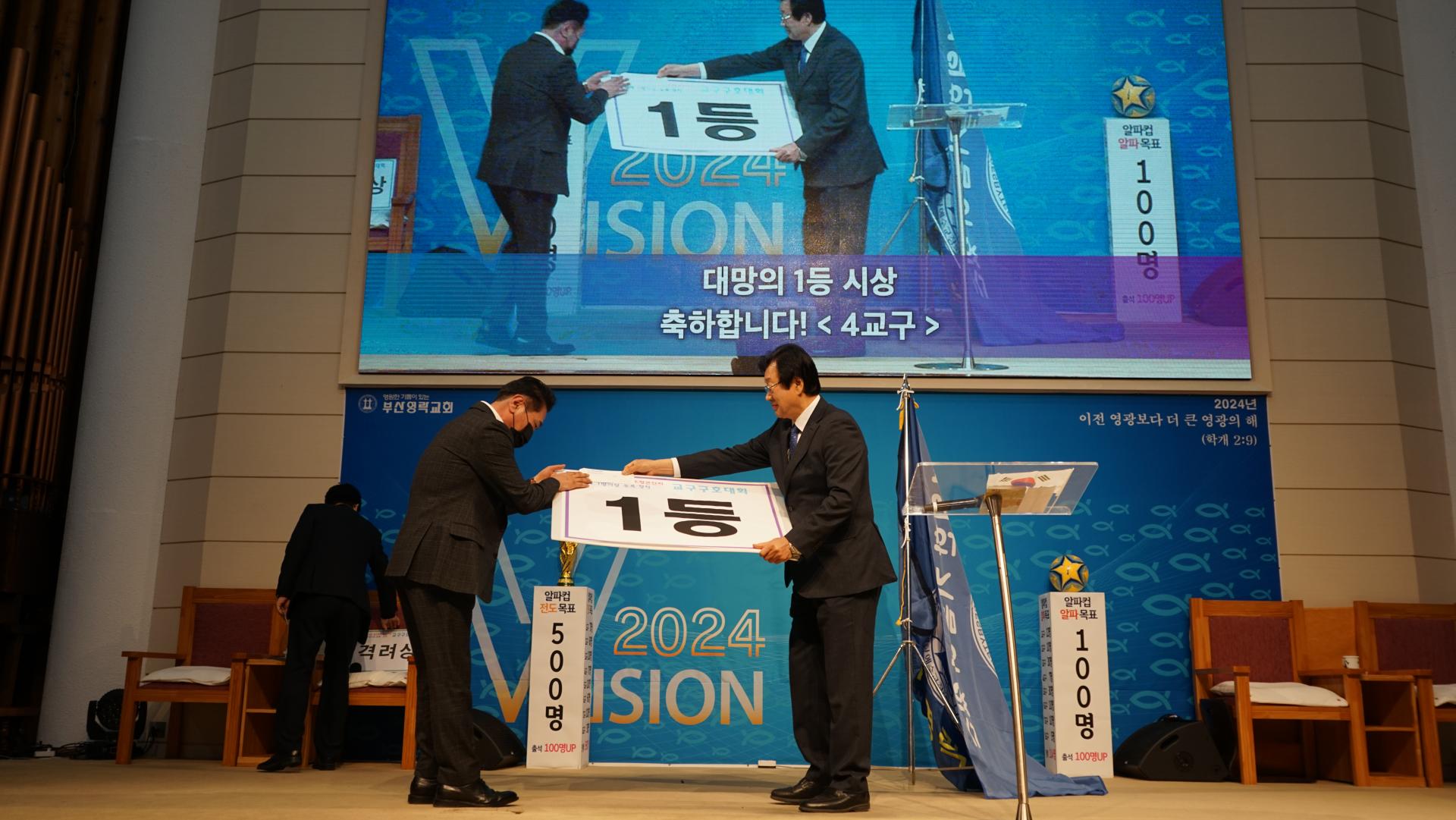 a09b68ef7109d.jpg