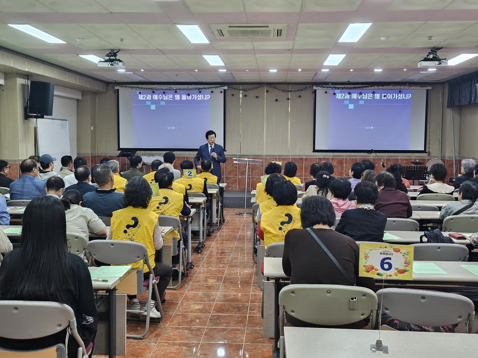 f299ff39144bd.jpg