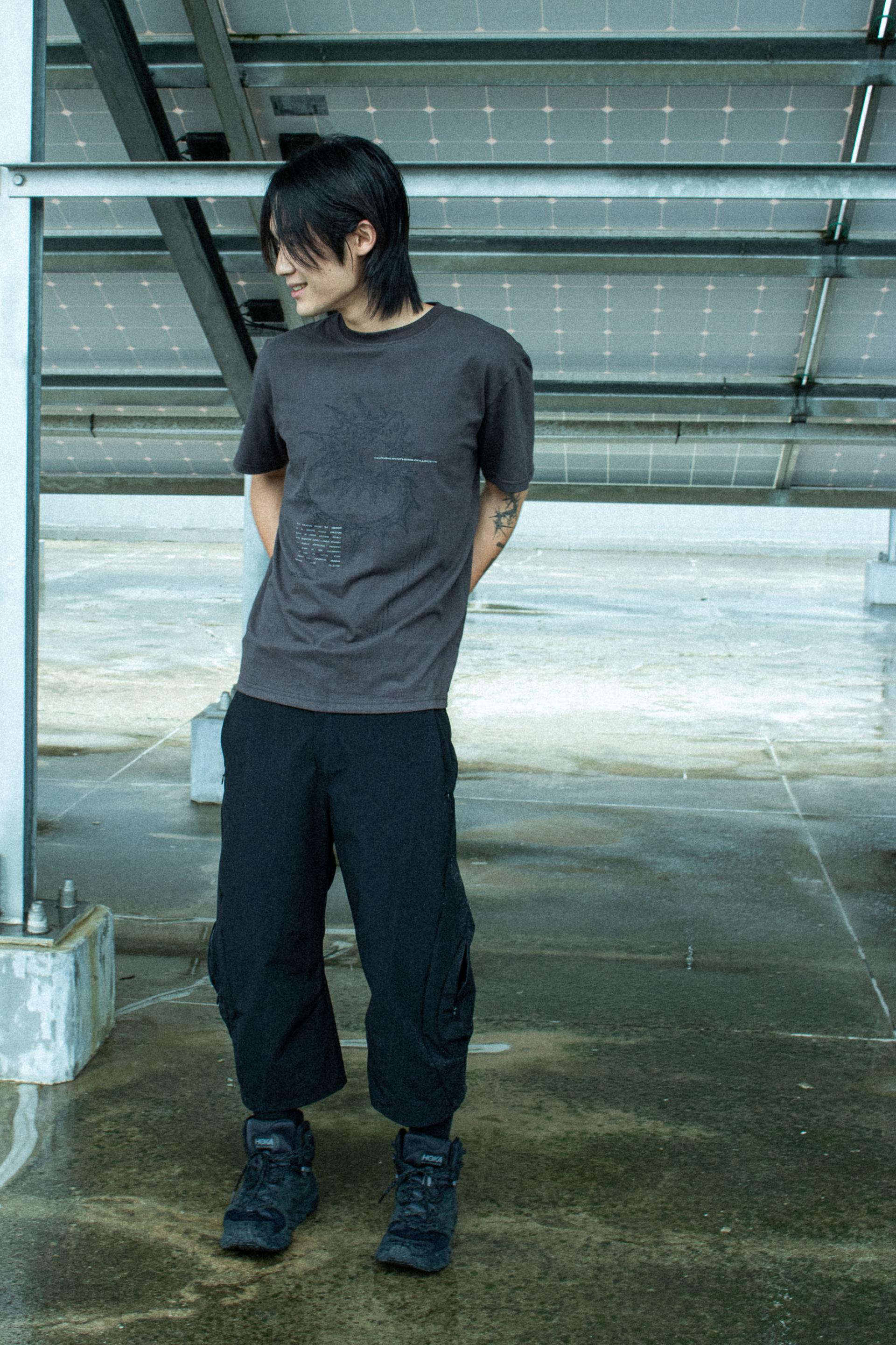 Panel Pod Capri Pants - Black
