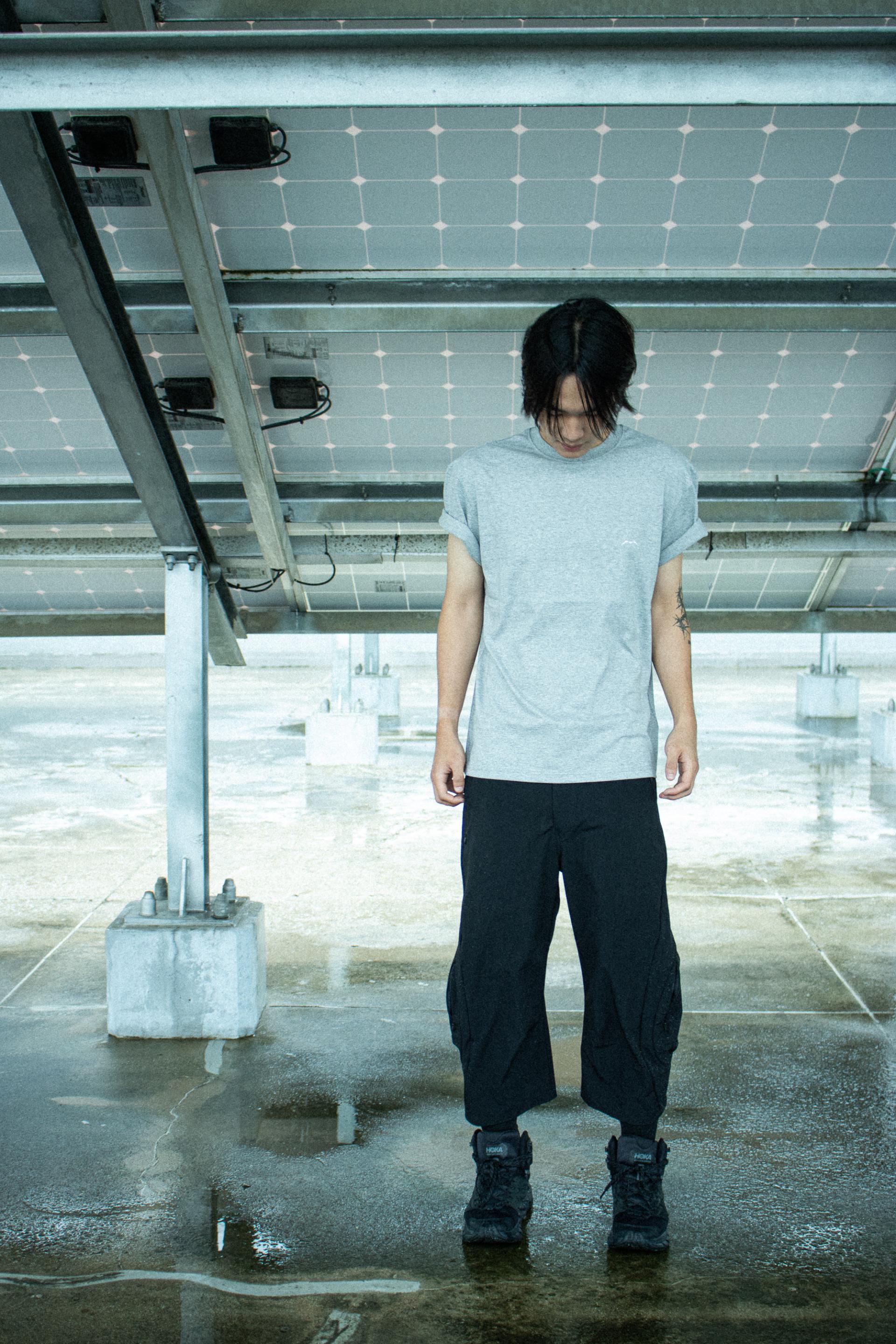 Panel Pod Capri Pants - Black