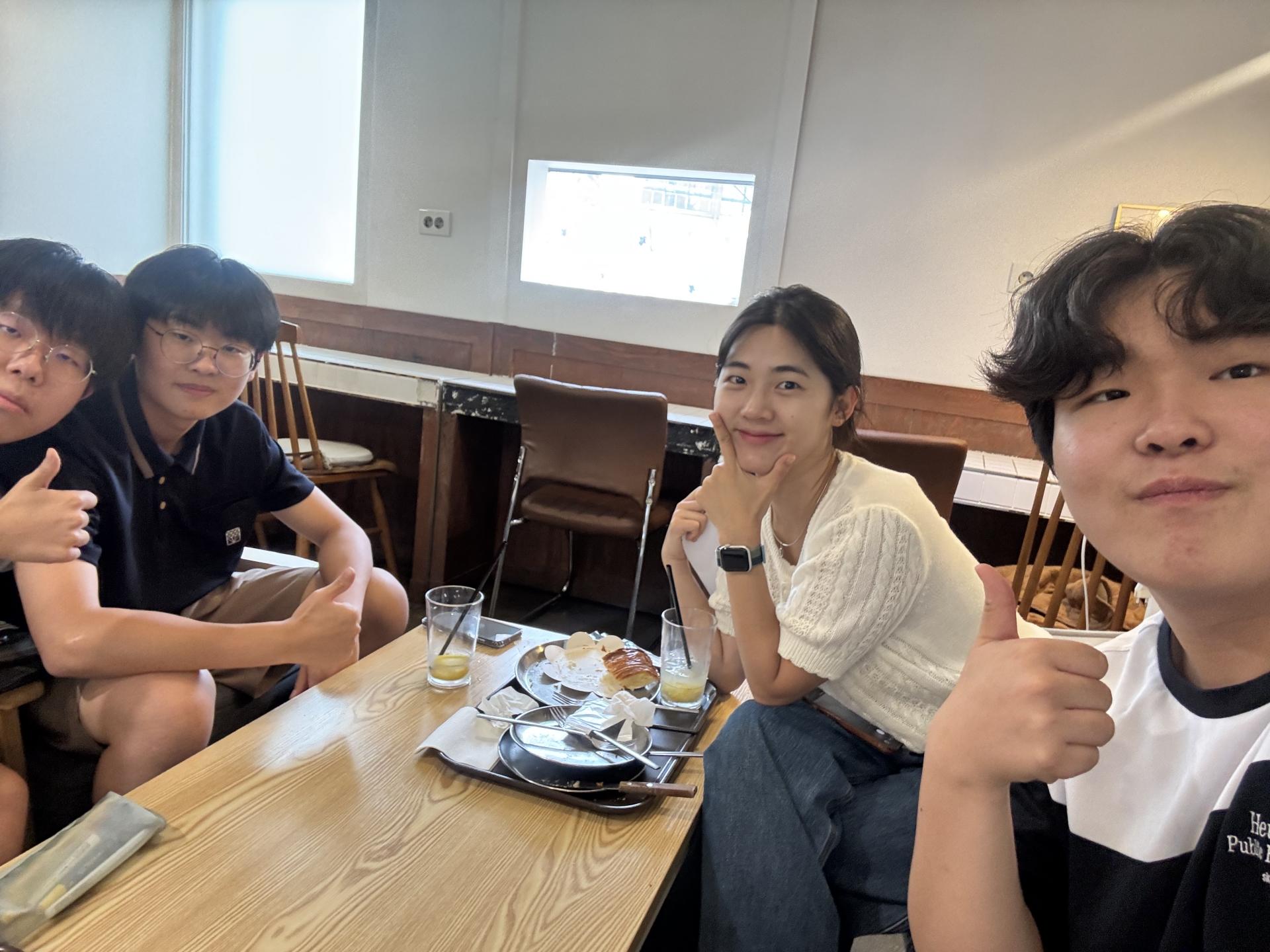 b60bebc1748a1.jpg
