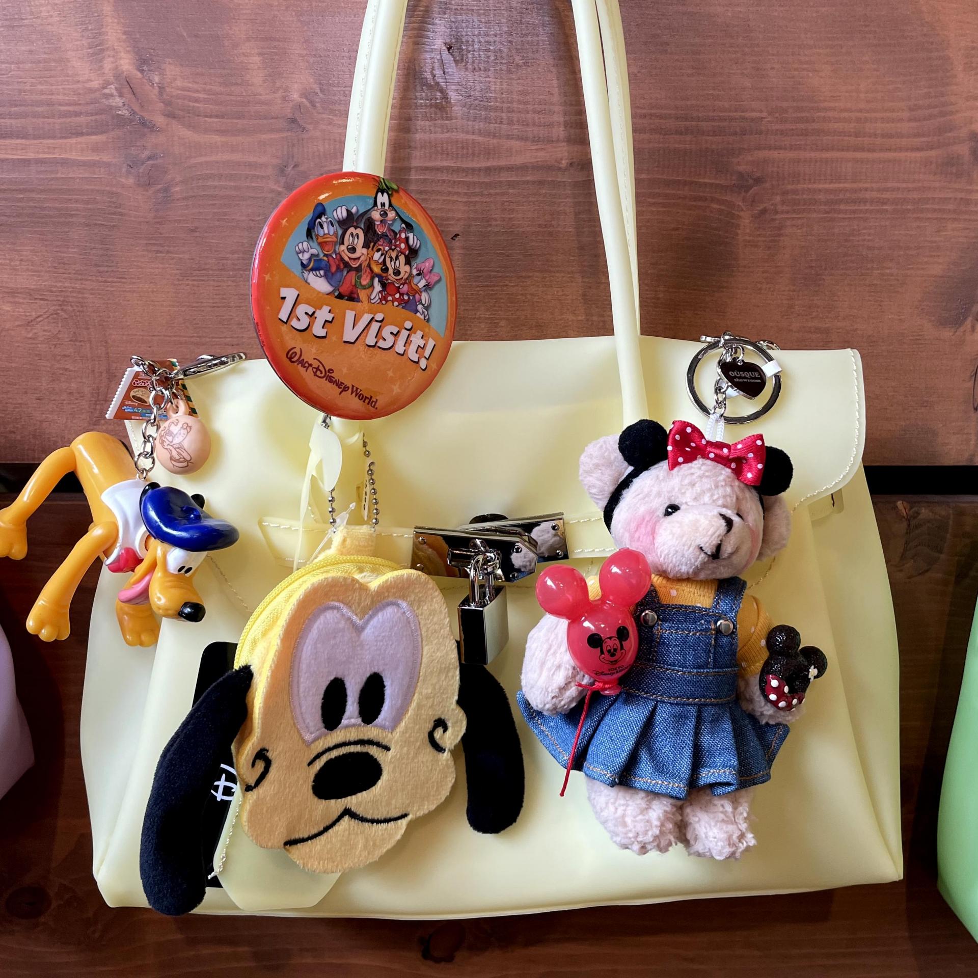 [ONLY OÙSQUE] DISNEY BEAR KEY CHAIN