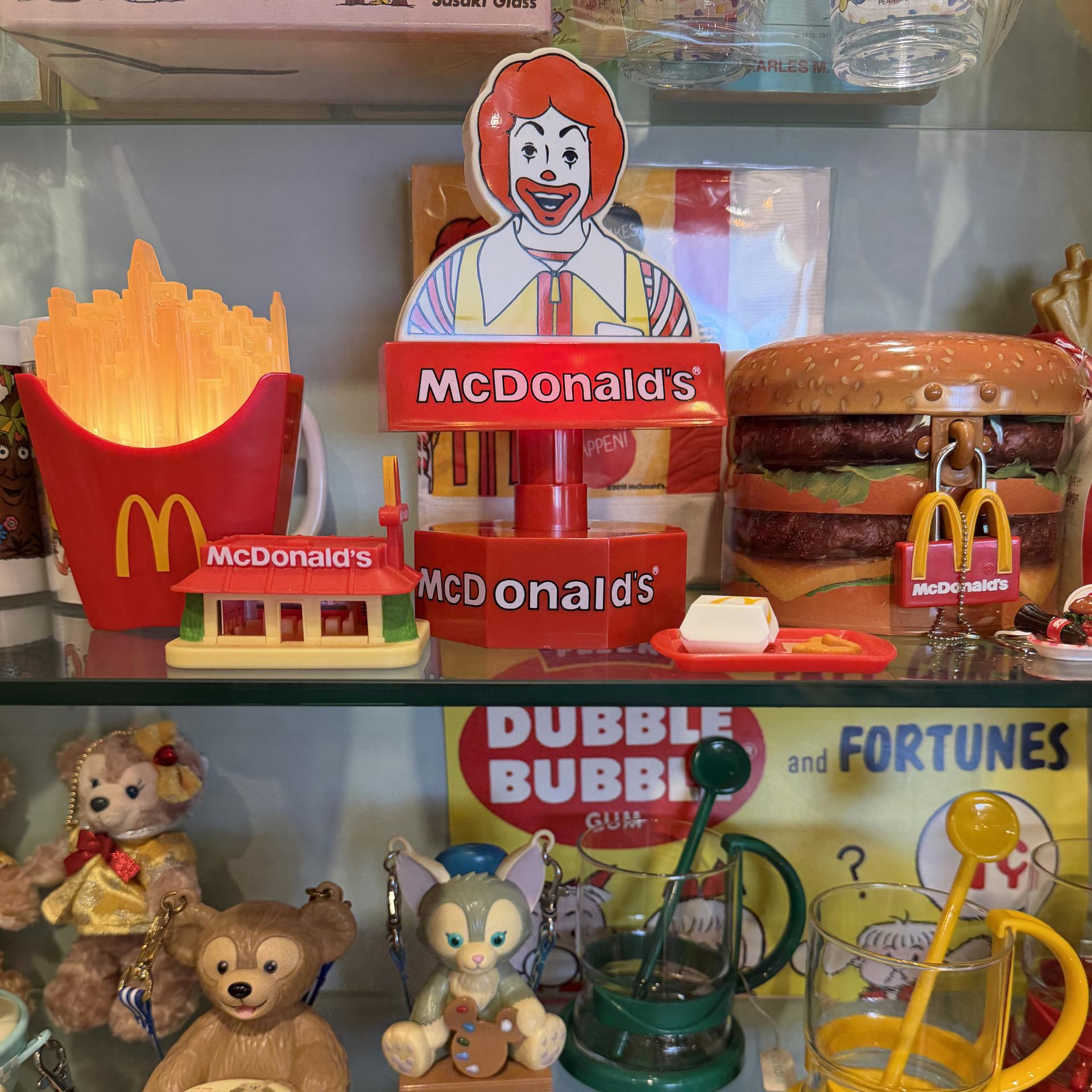 [VINTAGE][RARE] 1998 BIG MCDONALD'S COIN BANK