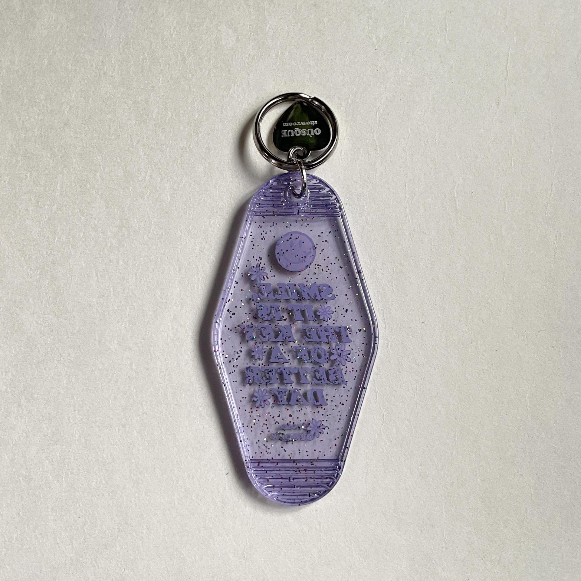 [ONLY OÙSQUE] HOTEL KEY CHAIN SMILE BASIC COLLECTION