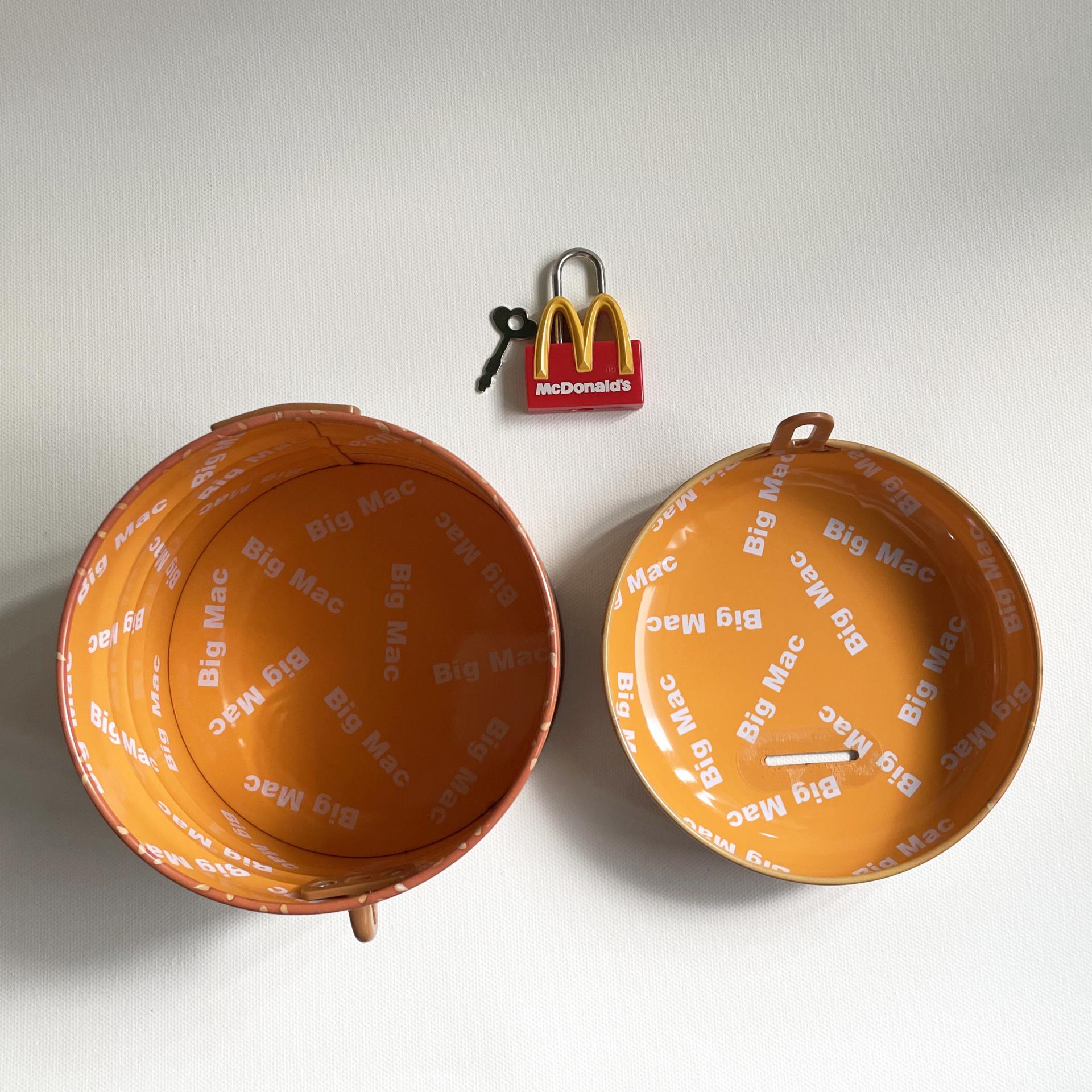 [VINTAGE][RARE] 1998 BIG MCDONALD'S COIN BANK