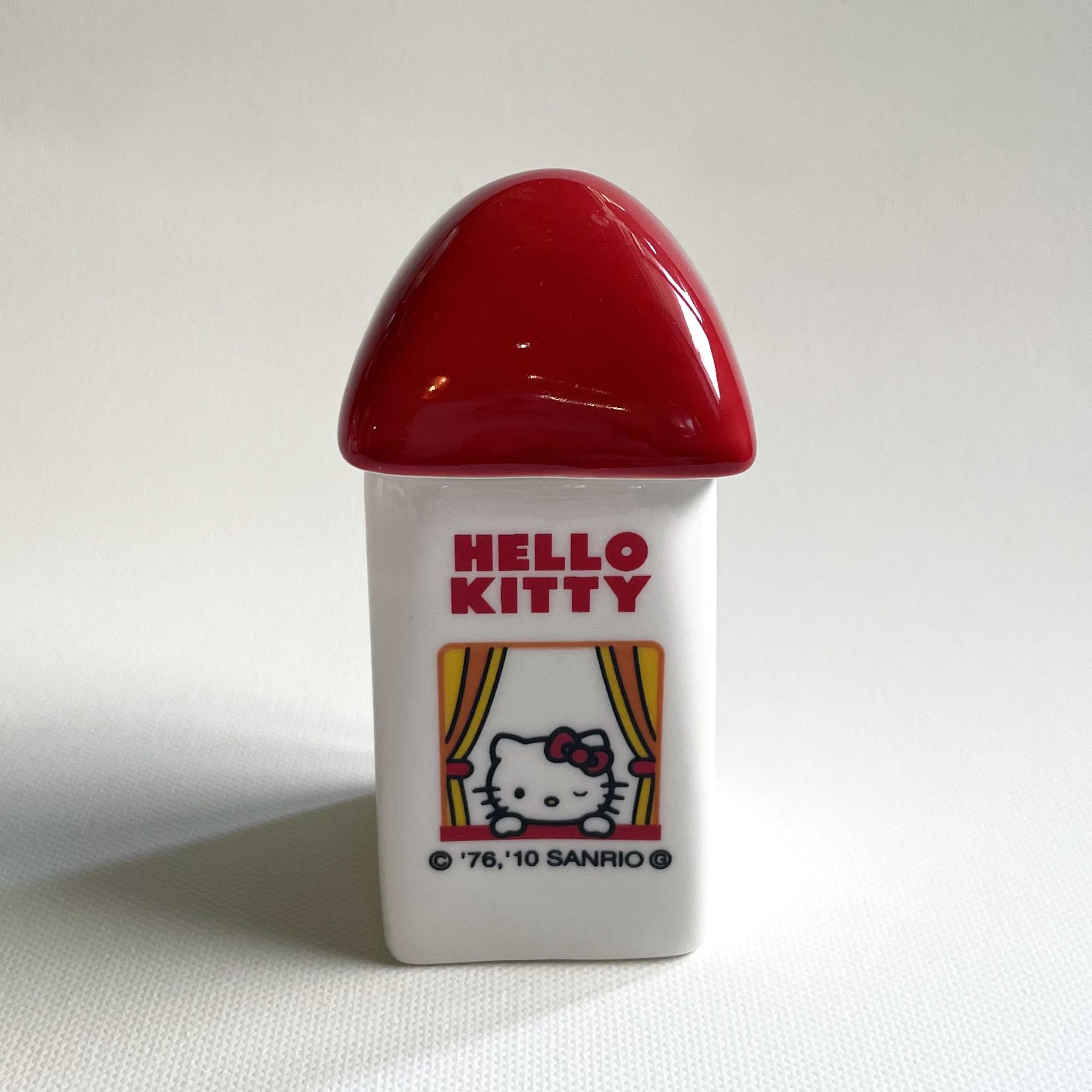 [VINTAGE] 2010 HELLO KITTY SEASONING CONTAINER SET