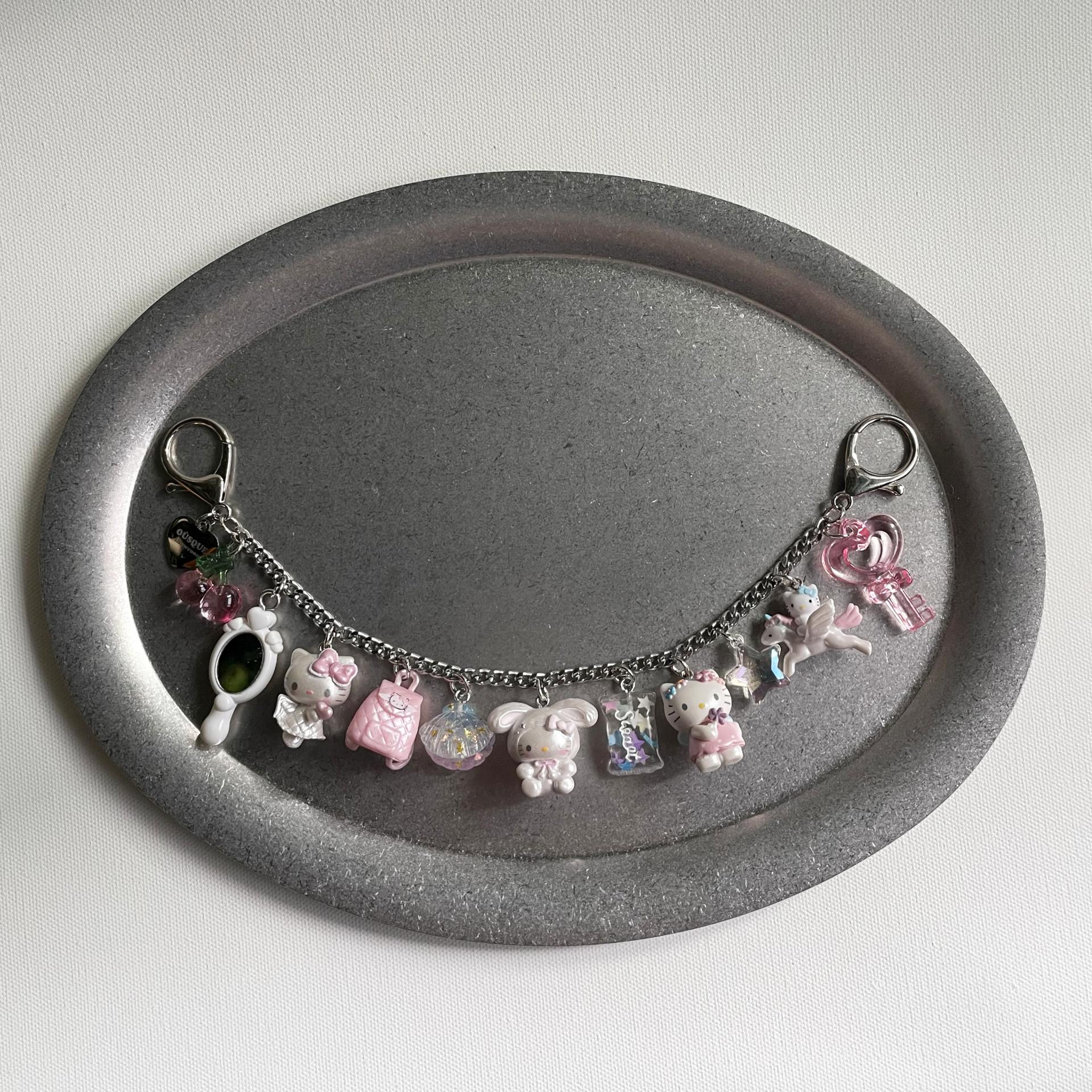 [ONLY OÙSQUE] Nº198 BAGCHARMS
