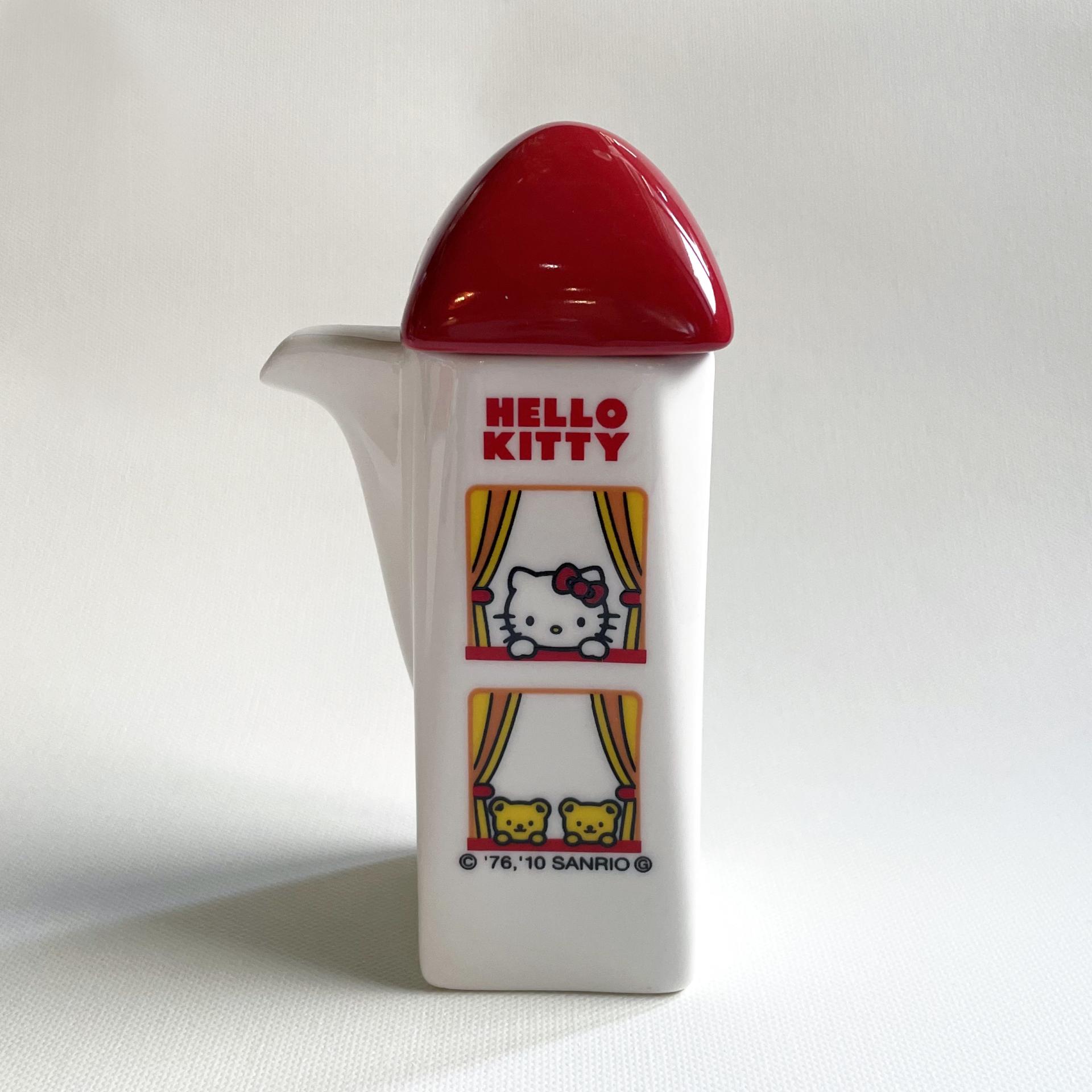 [VINTAGE] 2010 HELLO KITTY SEASONING CONTAINER SET