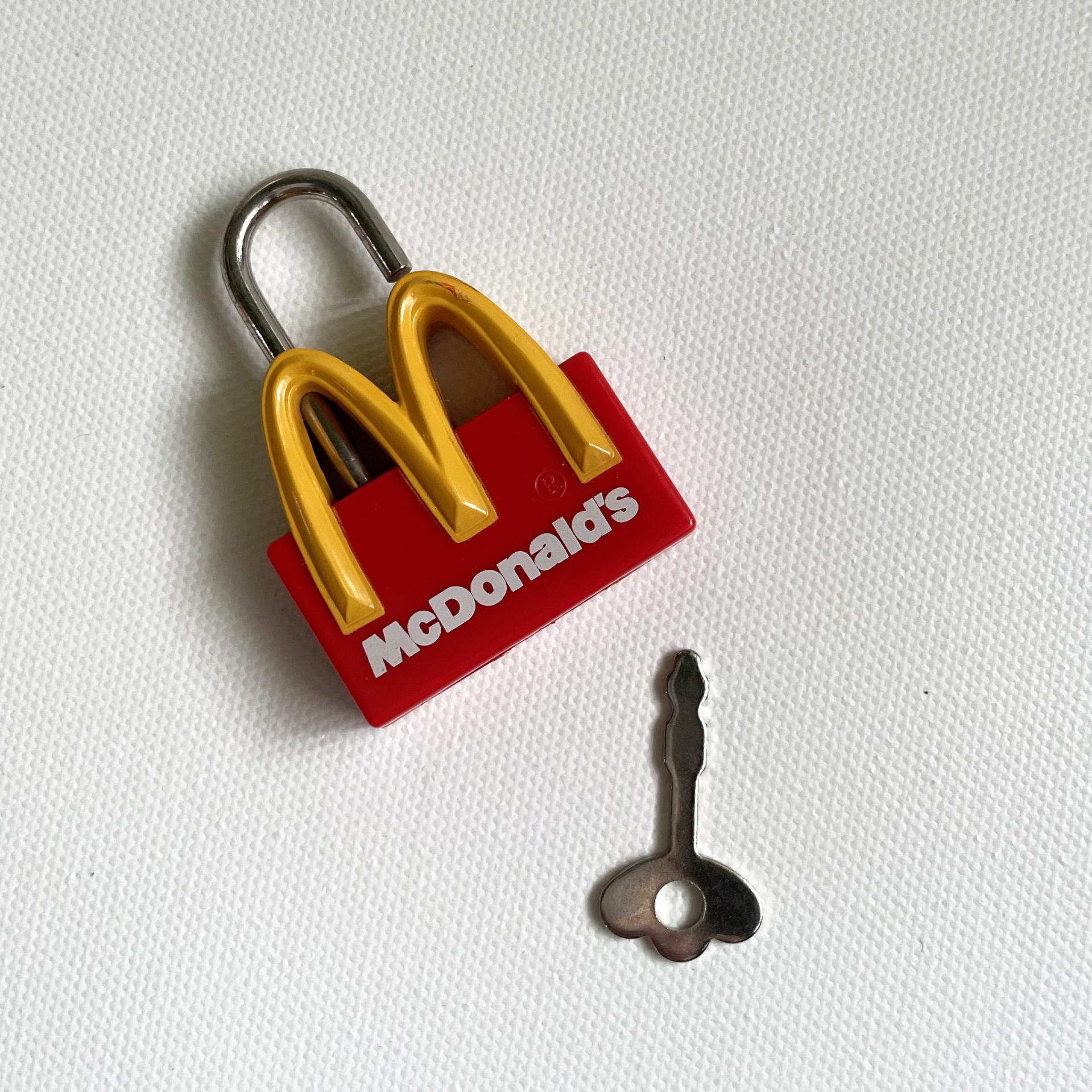 [VINTAGE][RARE] 1998 BIG MCDONALD'S COIN BANK