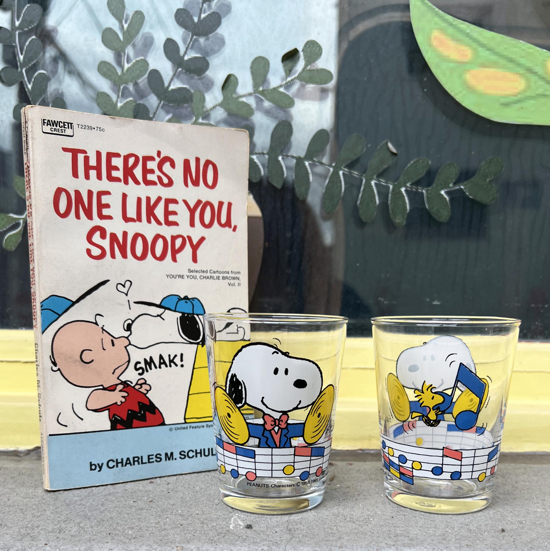 [VINTAGE] SNOOPY CYMBALS GLASS