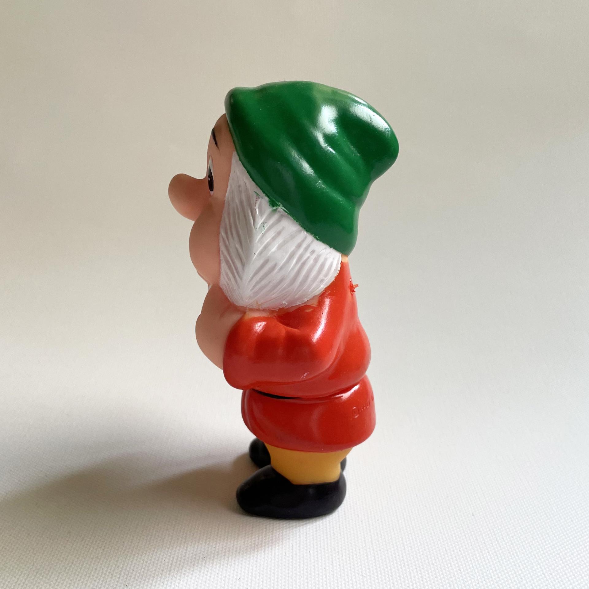[VINTAGE] DISNEY THE SEVEN DWARFS FIGURES