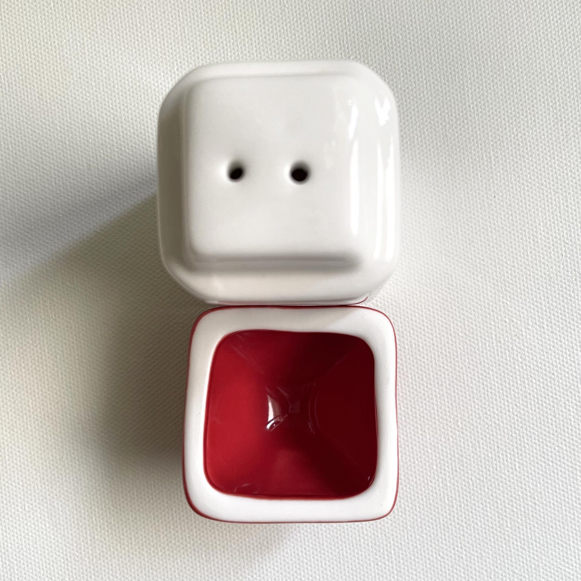 [VINTAGE] 2010 HELLO KITTY SEASONING CONTAINER SET