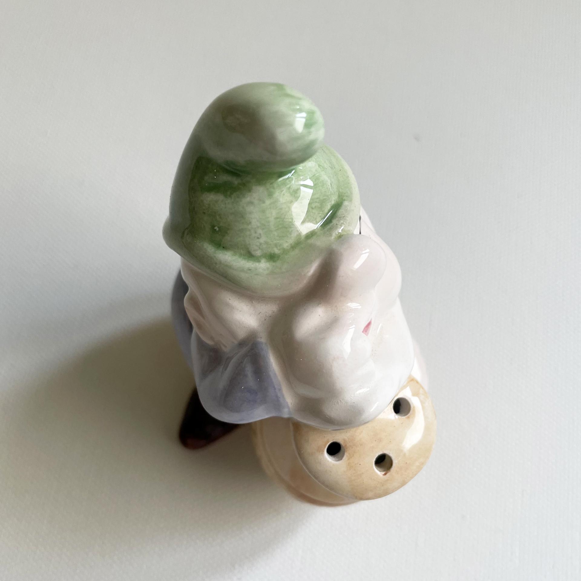 [VINTAGE] DISNEY KITCHENWARE