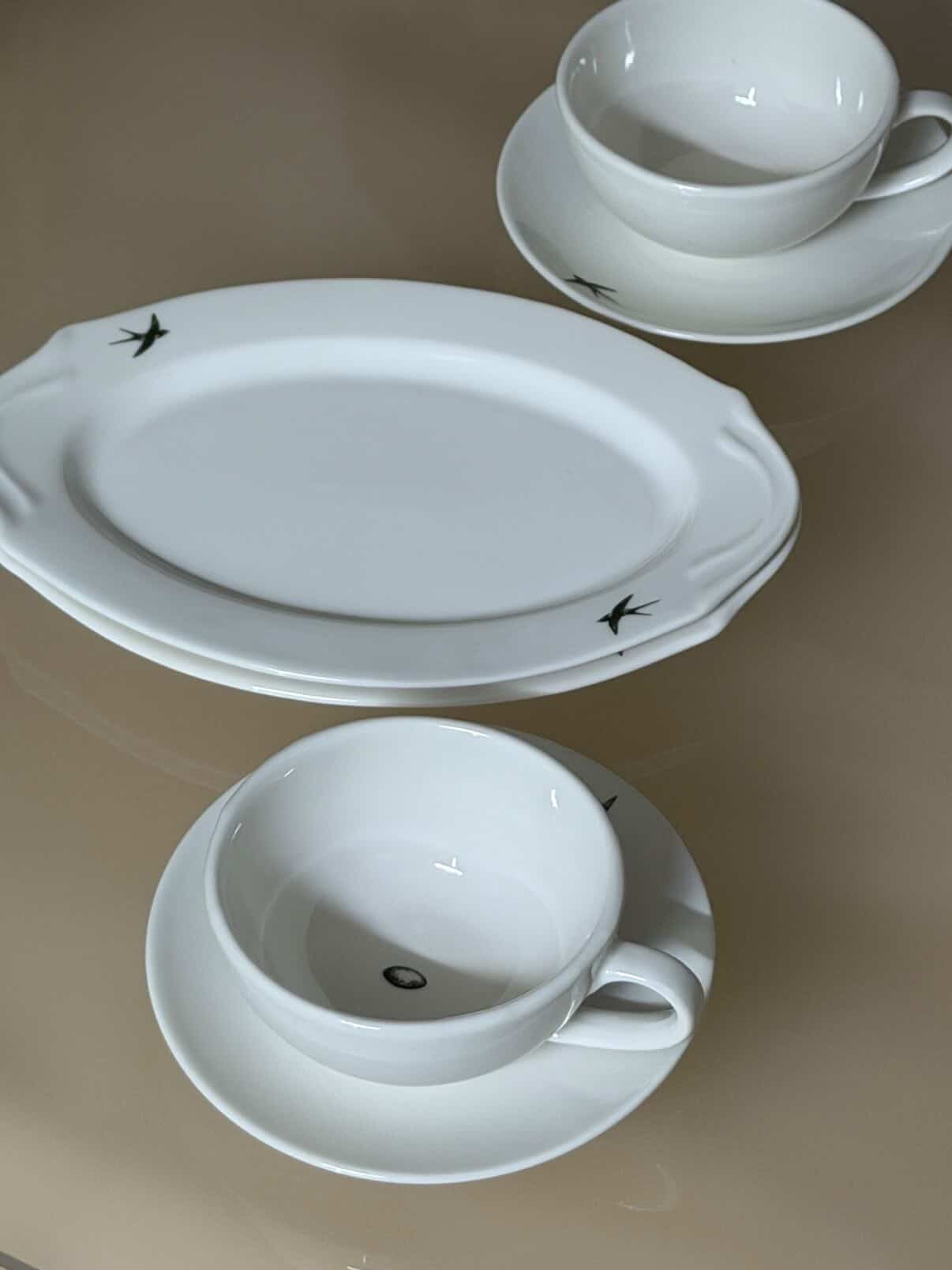 제비 접시 (Swallow Plate)