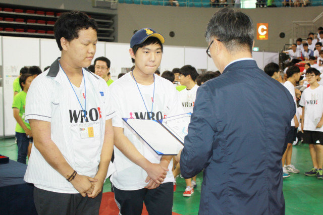 4a6ce52bb4f64.jpg