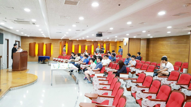 8ee506d80dde6.jpg