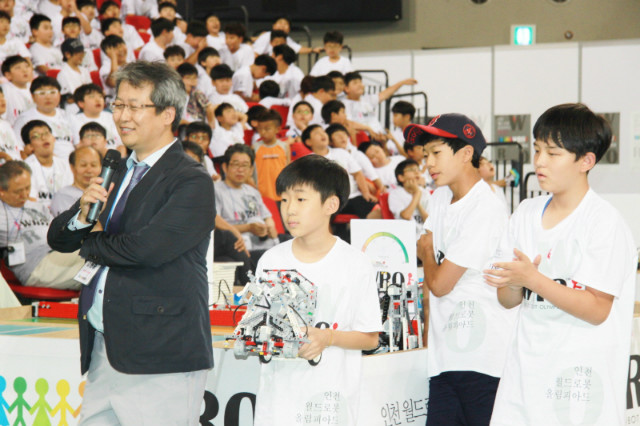 ec93982c77b83.jpg