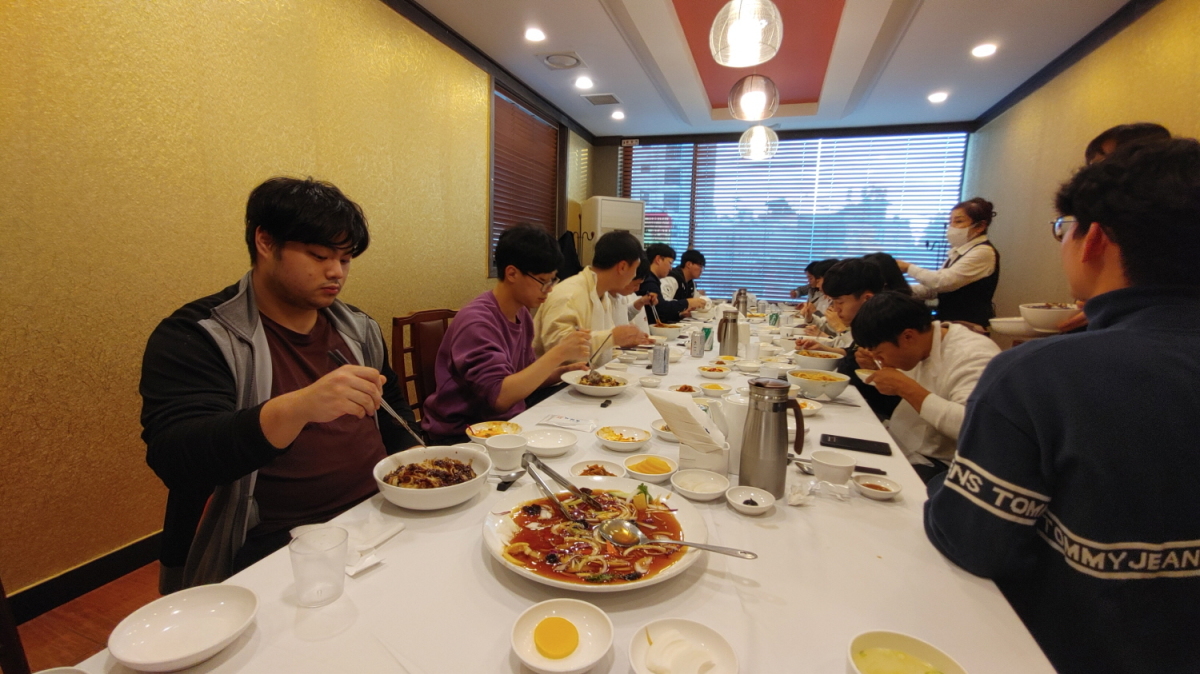 f79630a82a456.jpg